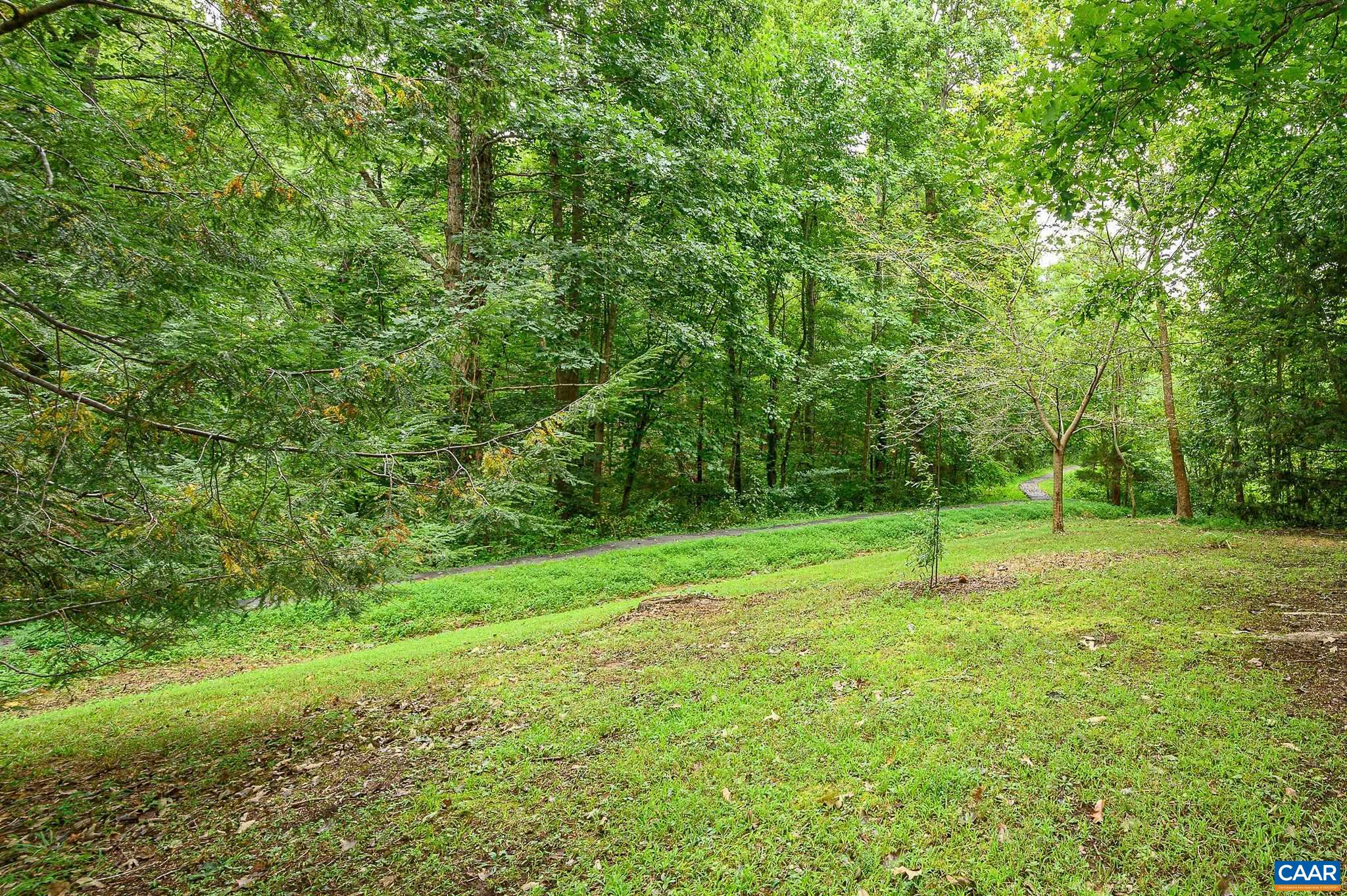 1156 FOXVALE LN