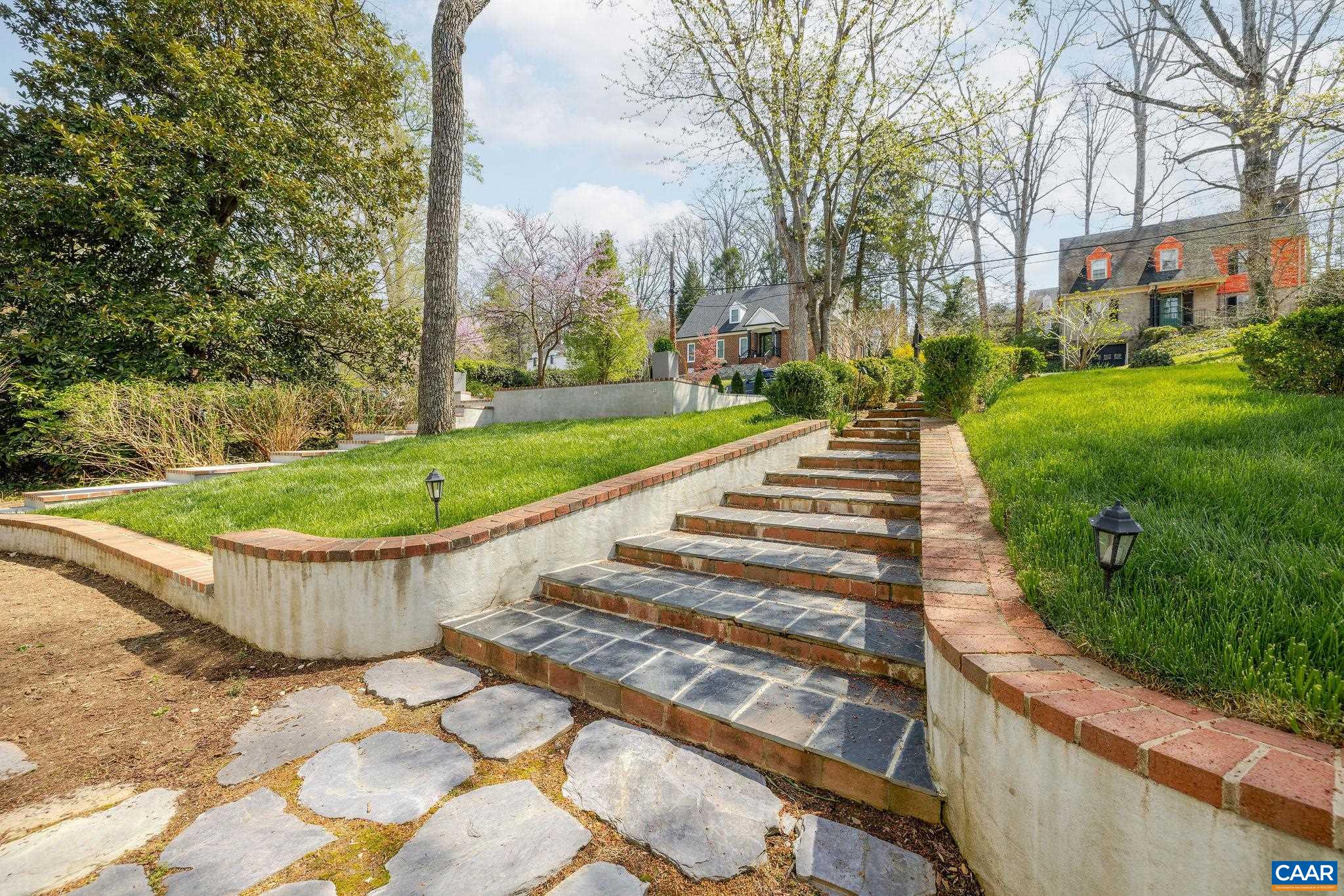1331 Hilltop Rd