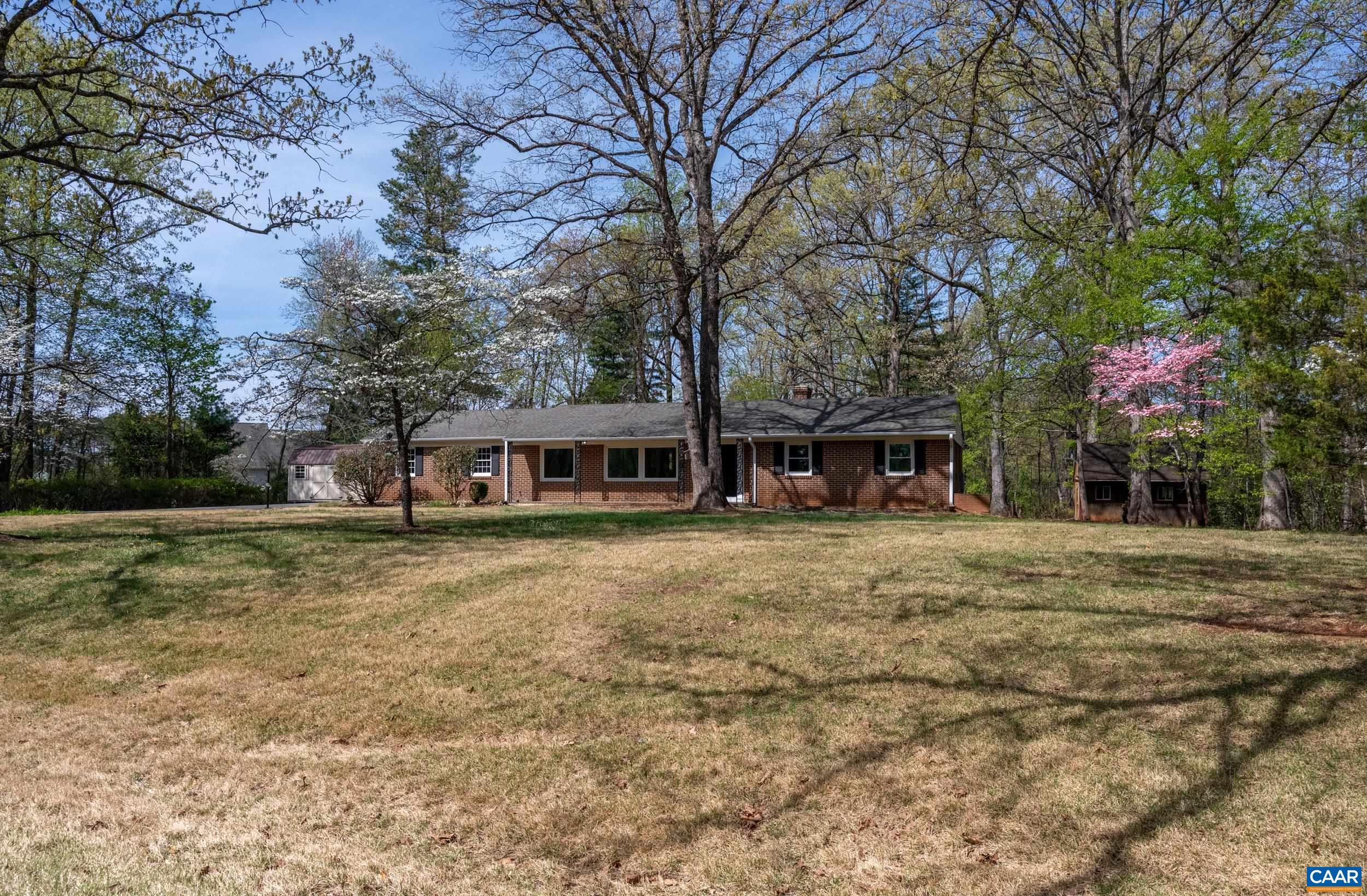 6709 SPRING HILL RD
