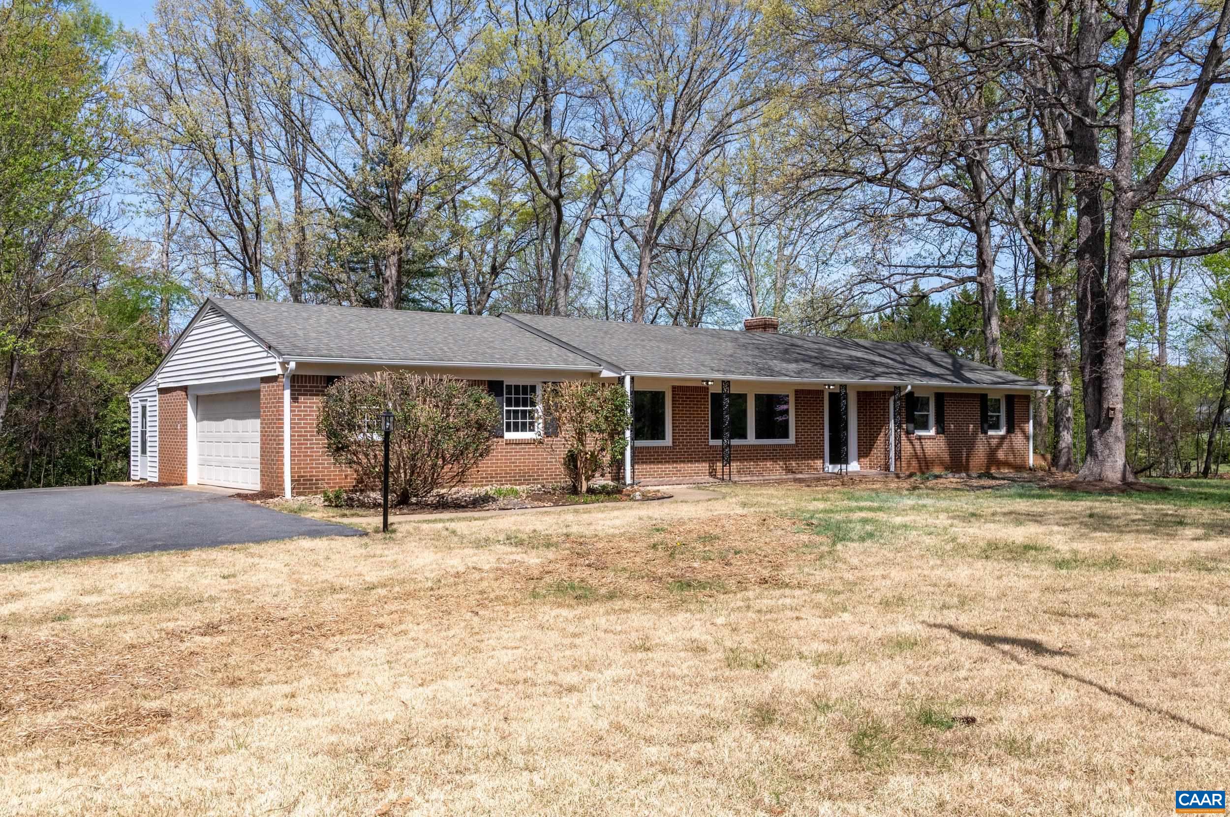 6709 SPRING HILL RD