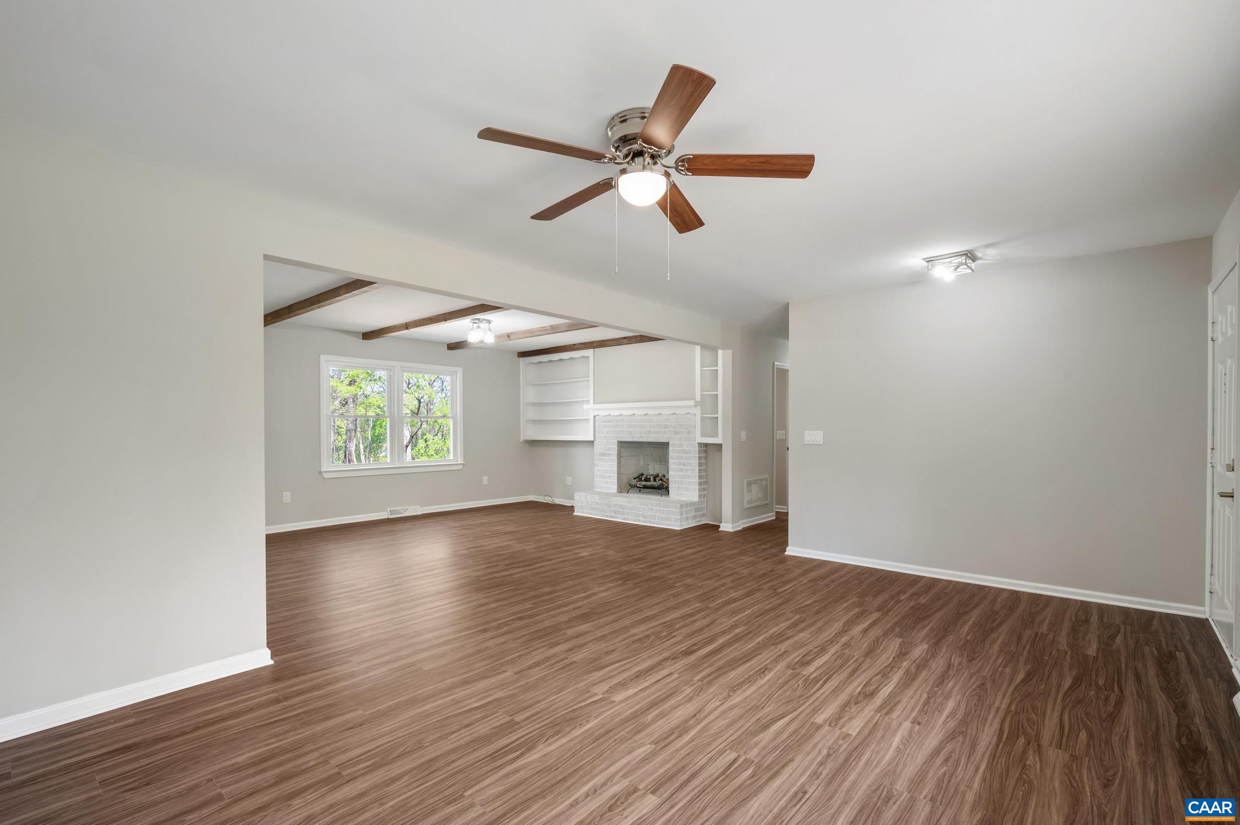 6709 SPRING HILL RD
