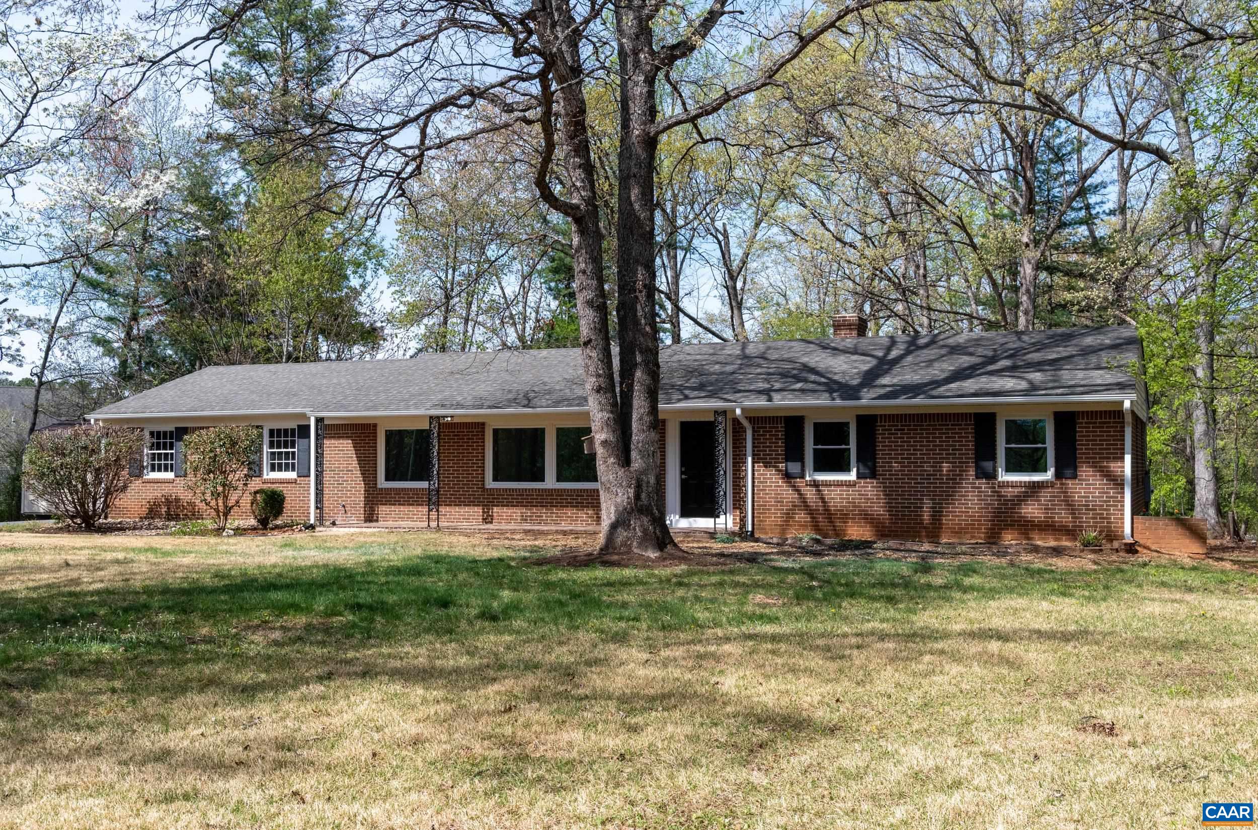 6709 SPRING HILL RD