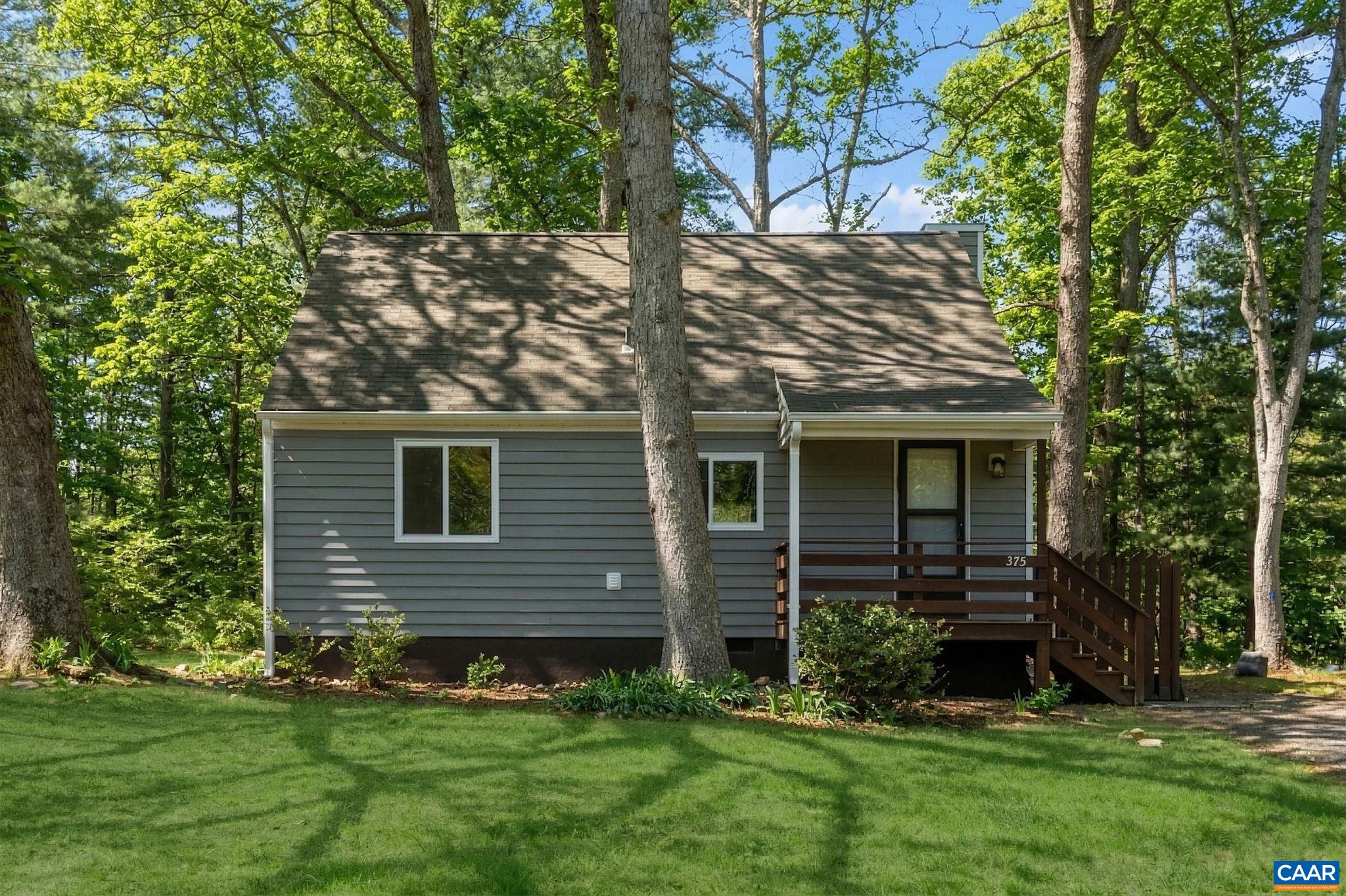 375 FENCE RD
