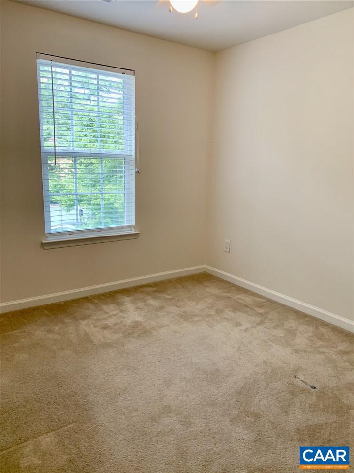 836 ROCK CREEK RD