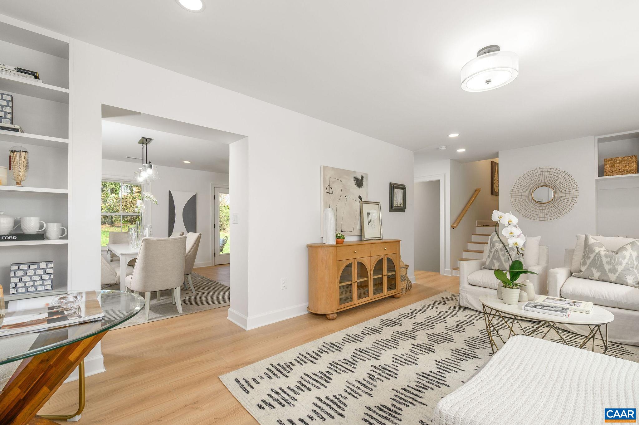 103 CHAUCER RD