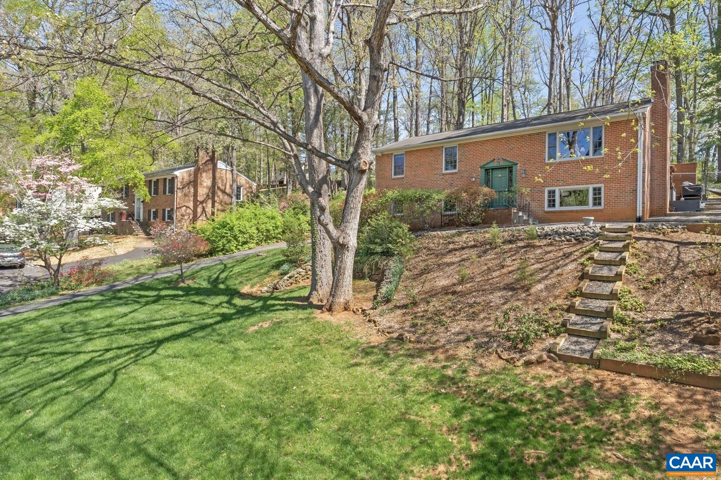 2228 BRANDYWINE DR