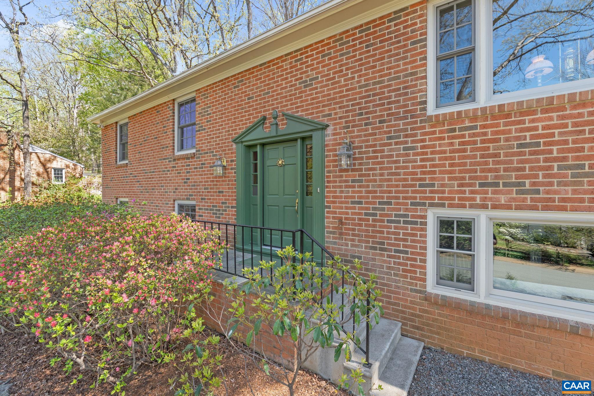 2228 BRANDYWINE DR
