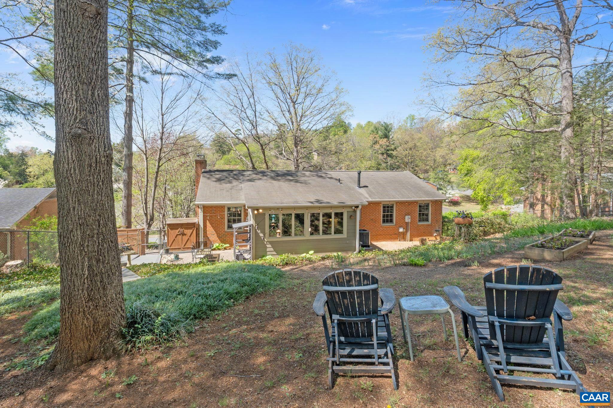 2228 BRANDYWINE DR