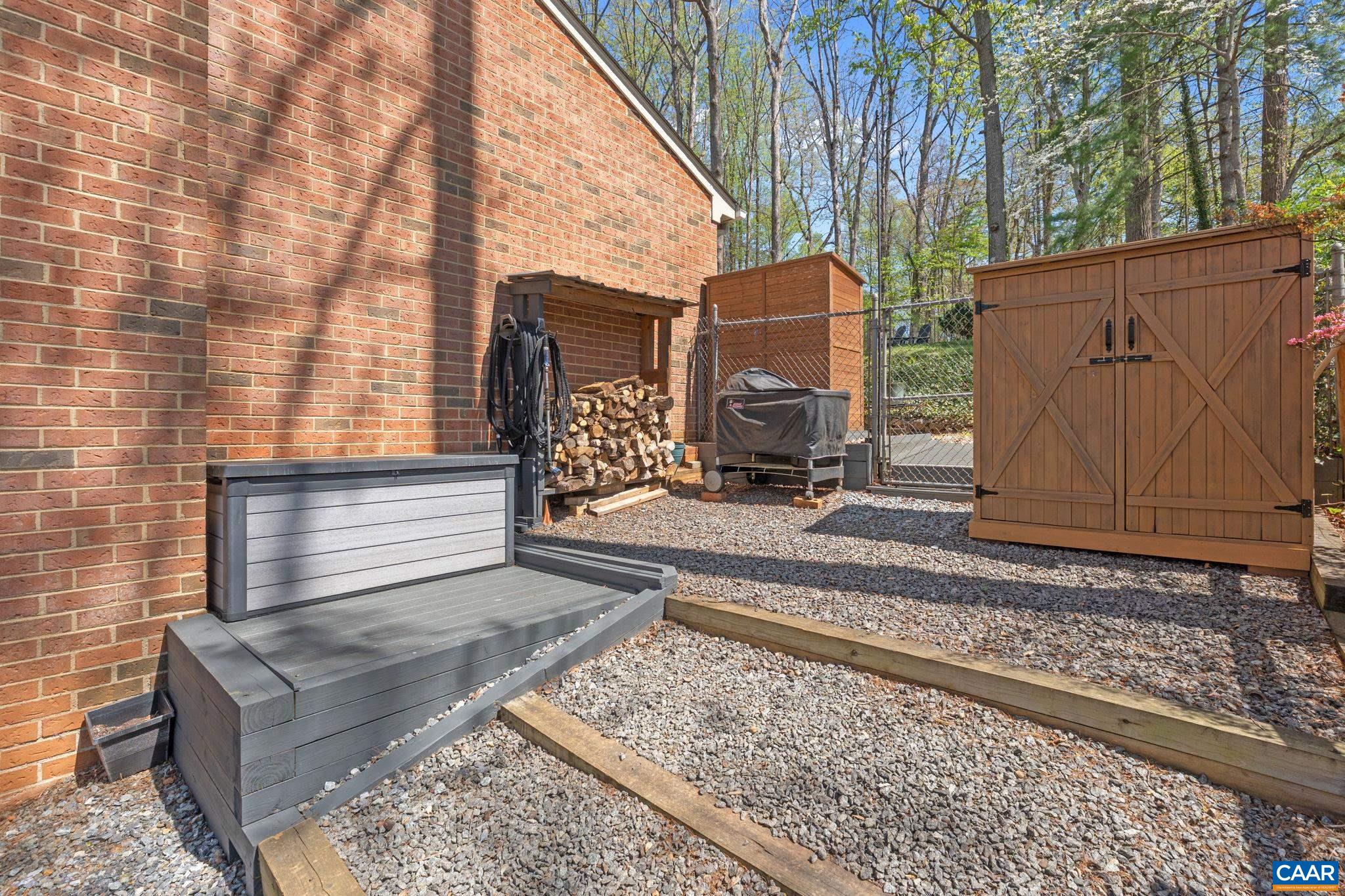 2228 BRANDYWINE DR