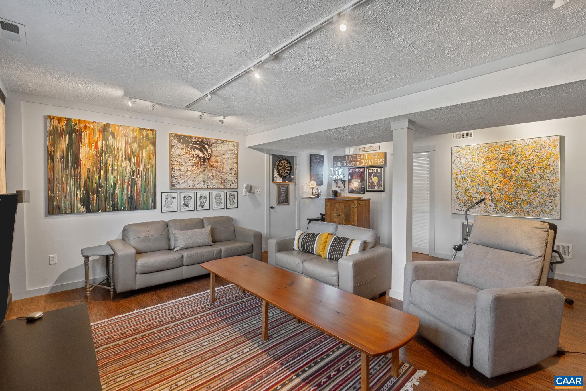 2228 BRANDYWINE DR