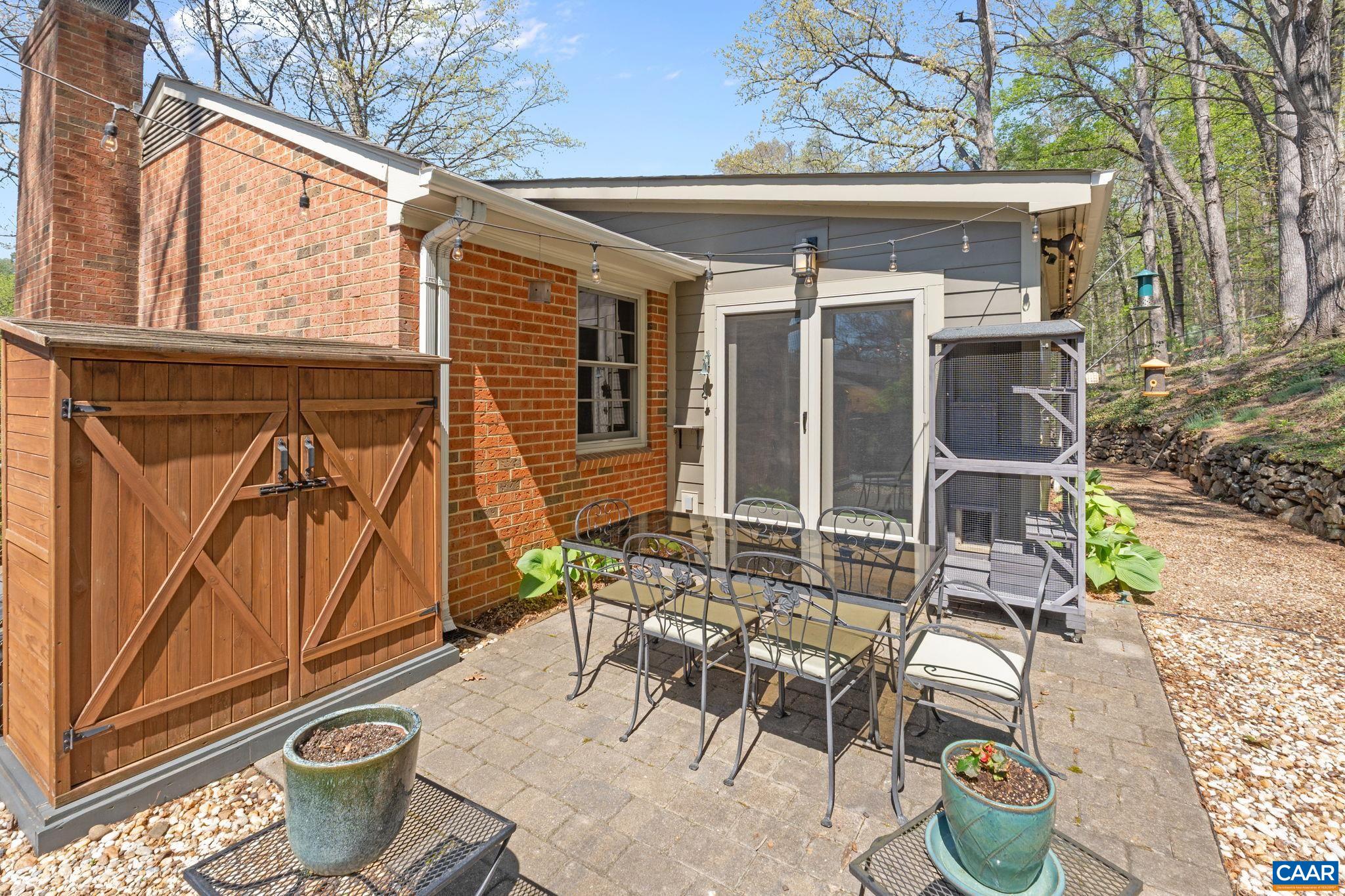 2228 BRANDYWINE DR