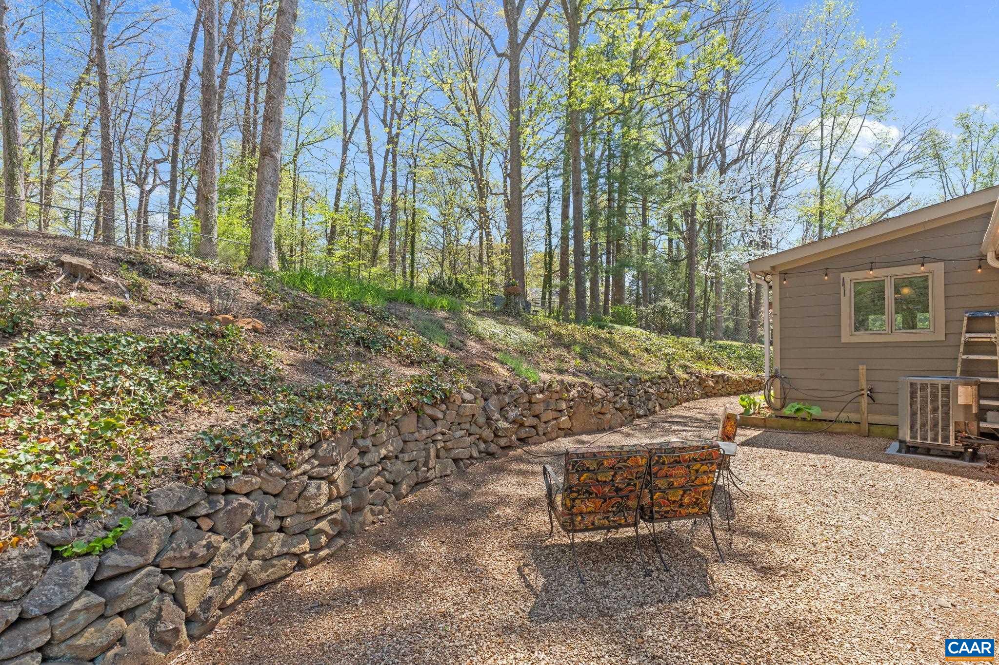 2228 BRANDYWINE DR