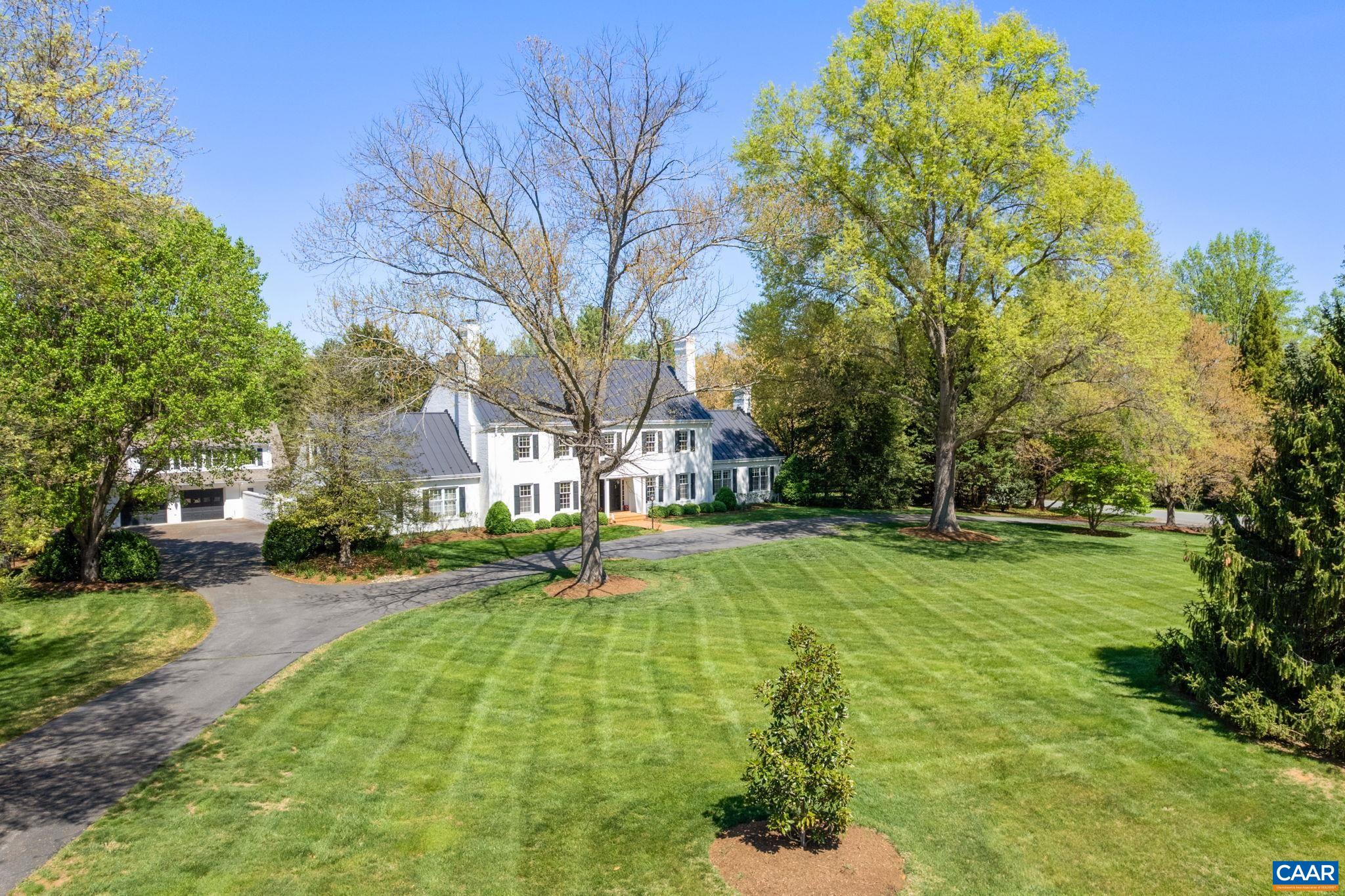 101 CAVALIER DR
