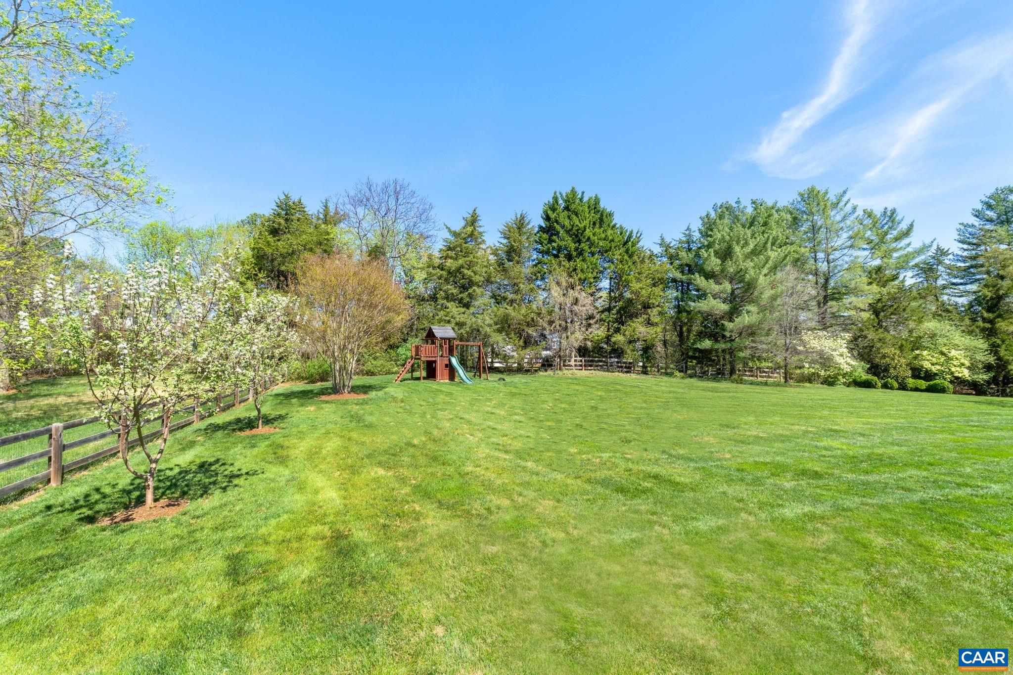 101 CAVALIER DR