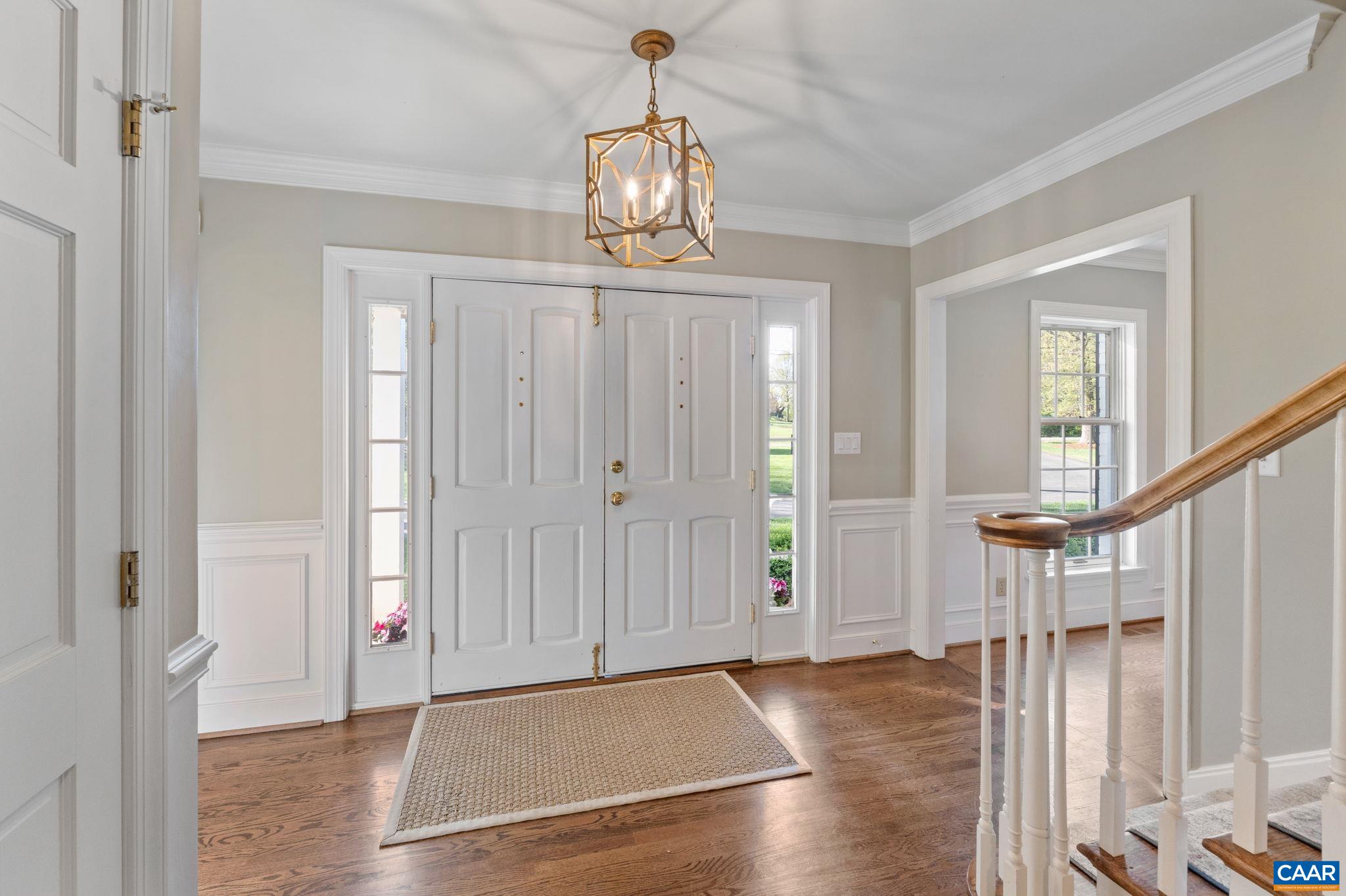 101 CAVALIER DR