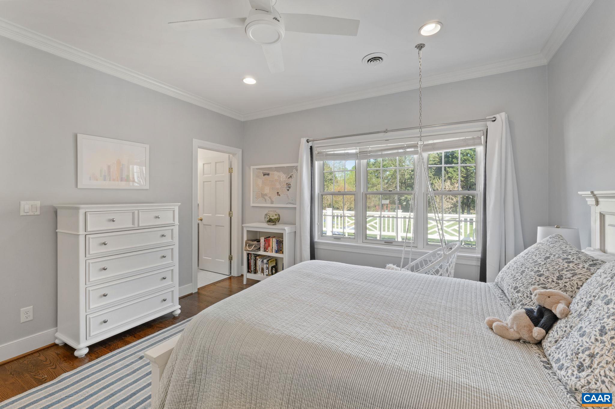 101 CAVALIER DR