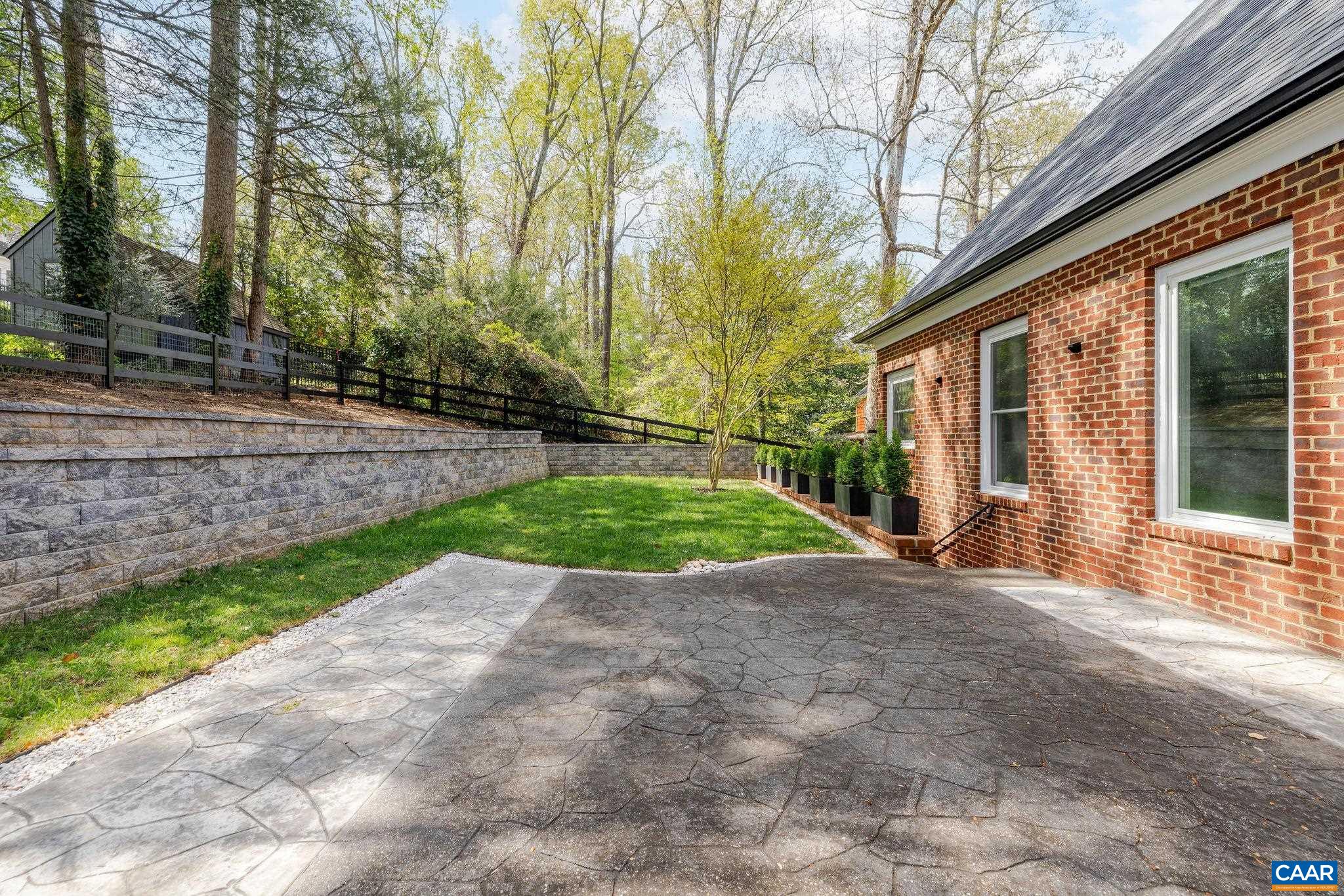 1330 HILLTOP RD
