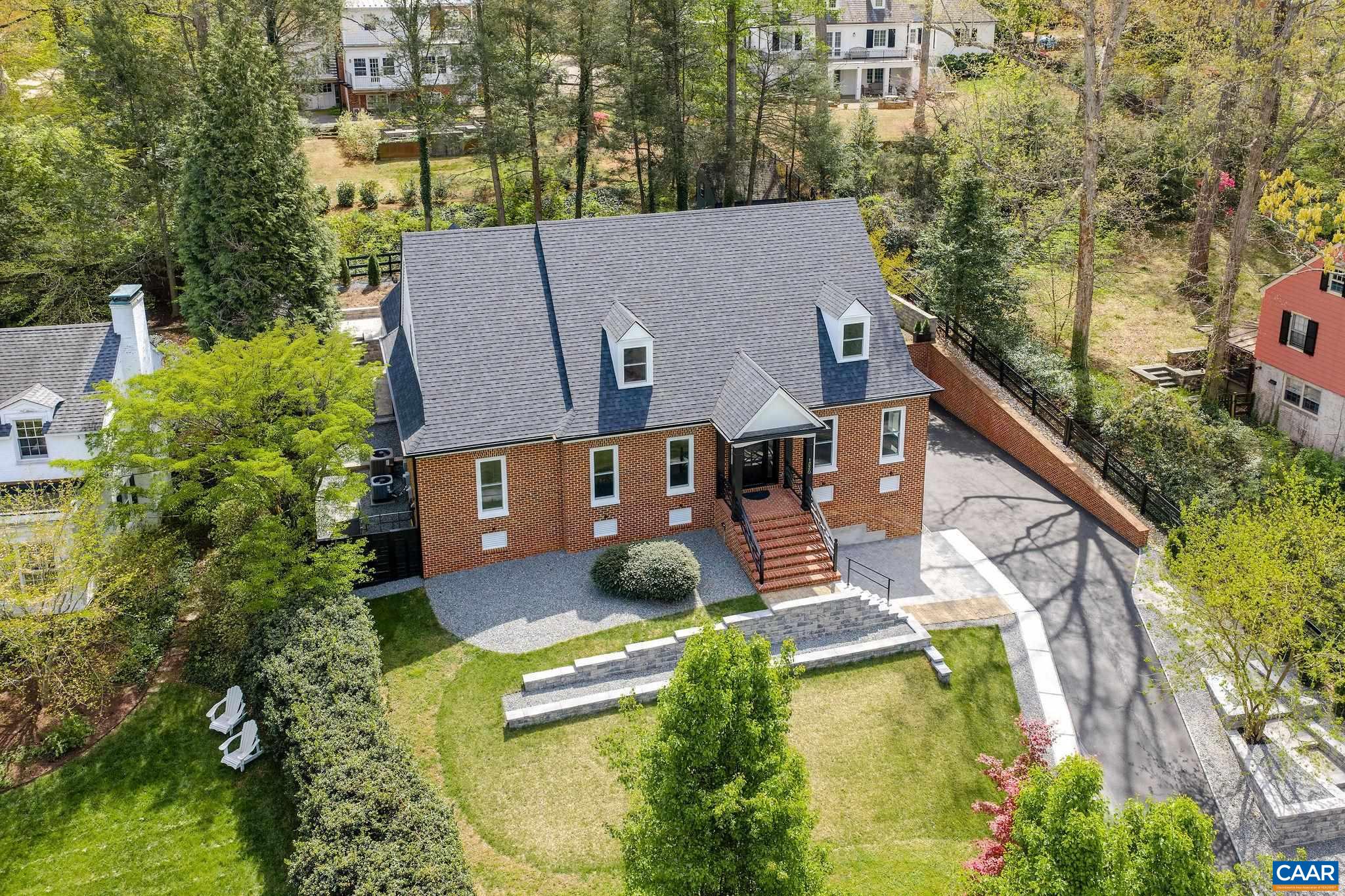1330 HILLTOP RD