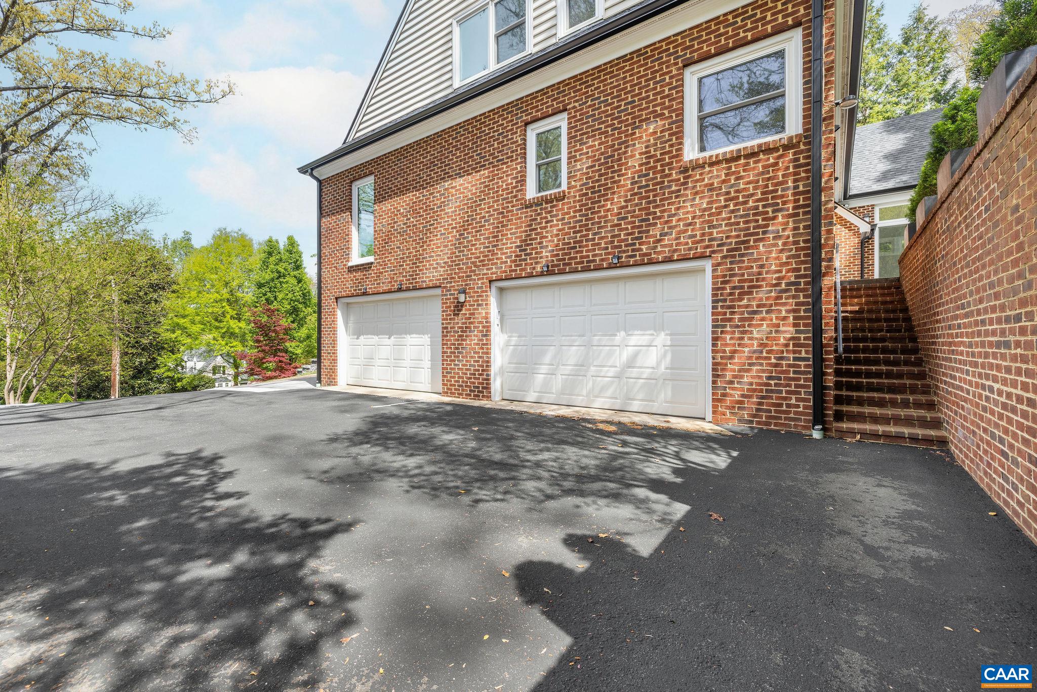 1330 HILLTOP RD