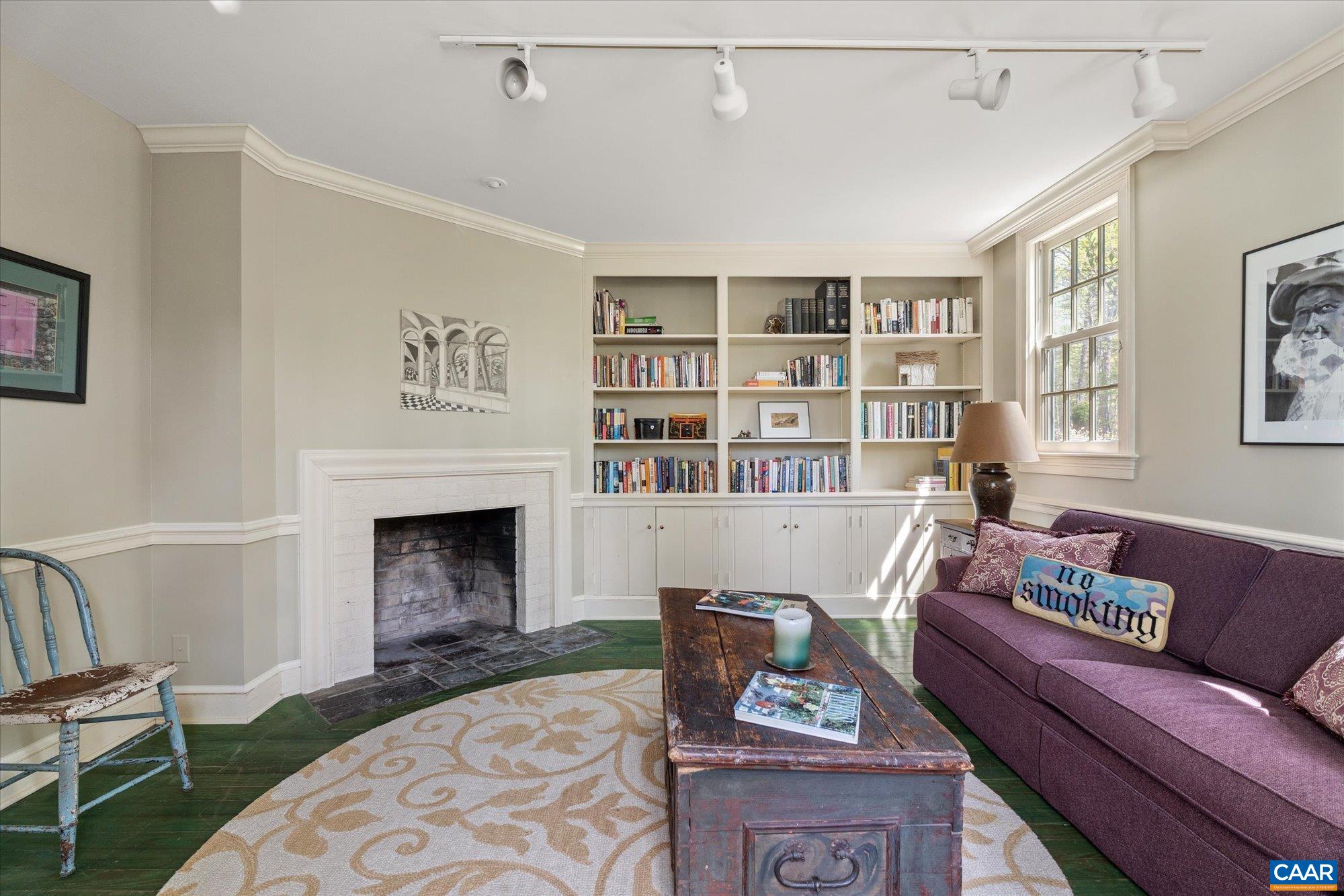 995 OLD GARTH RD