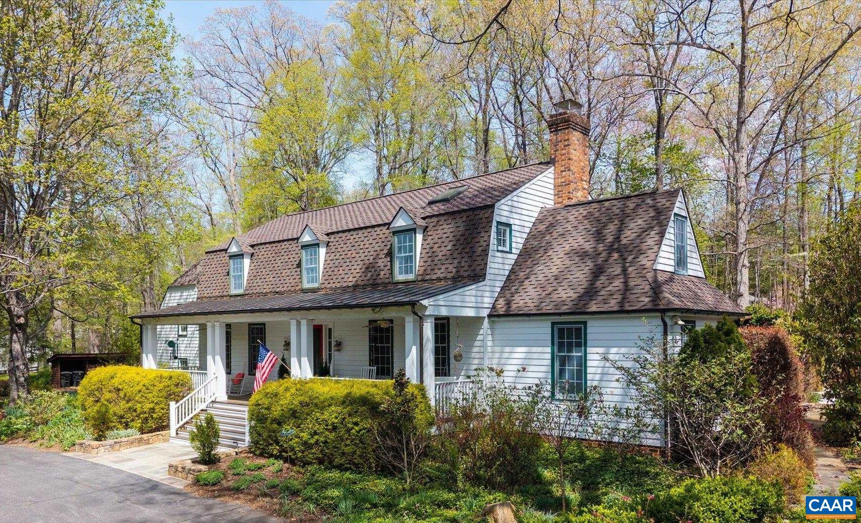 995 OLD GARTH RD