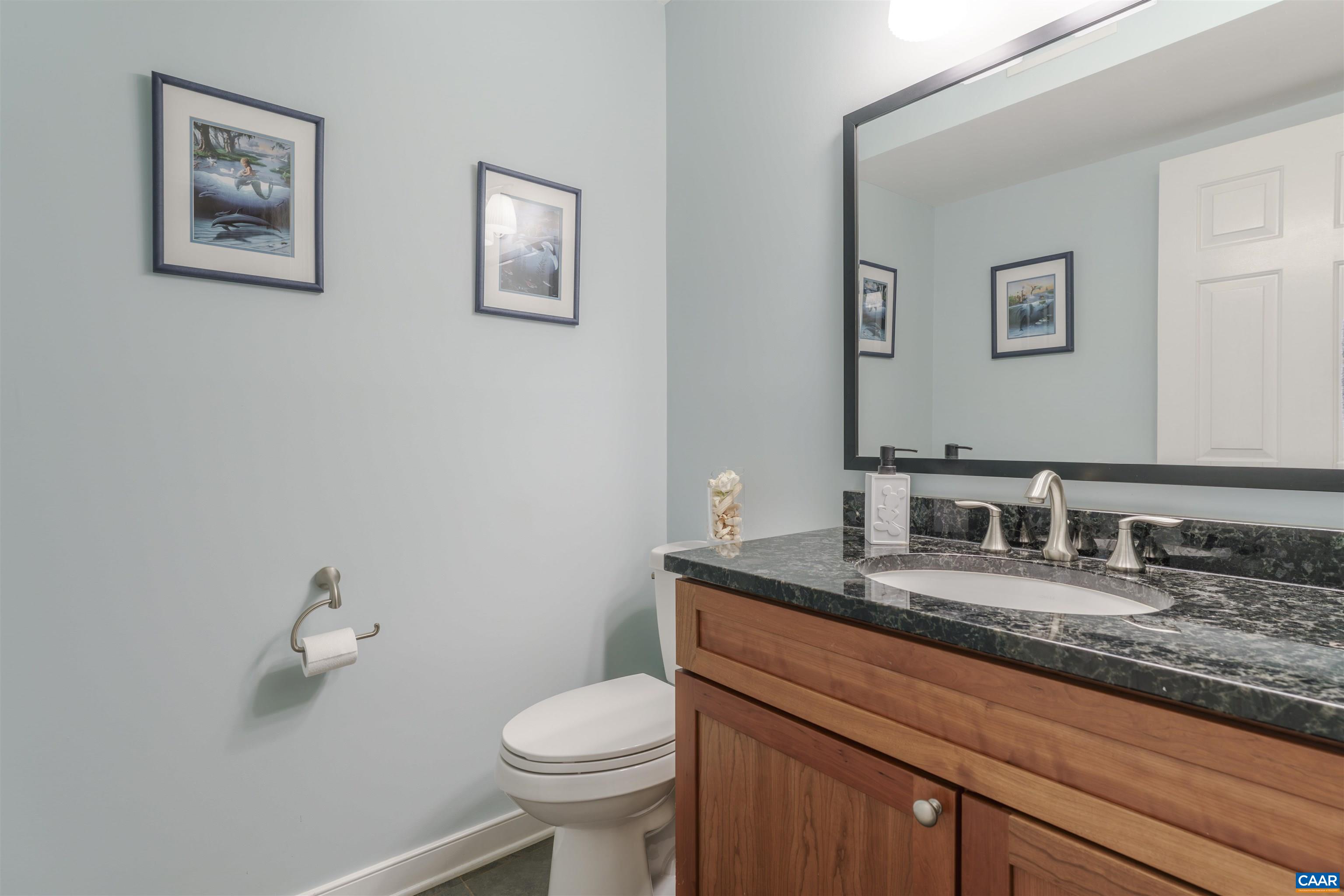 2700 WILLOW OAK CIR