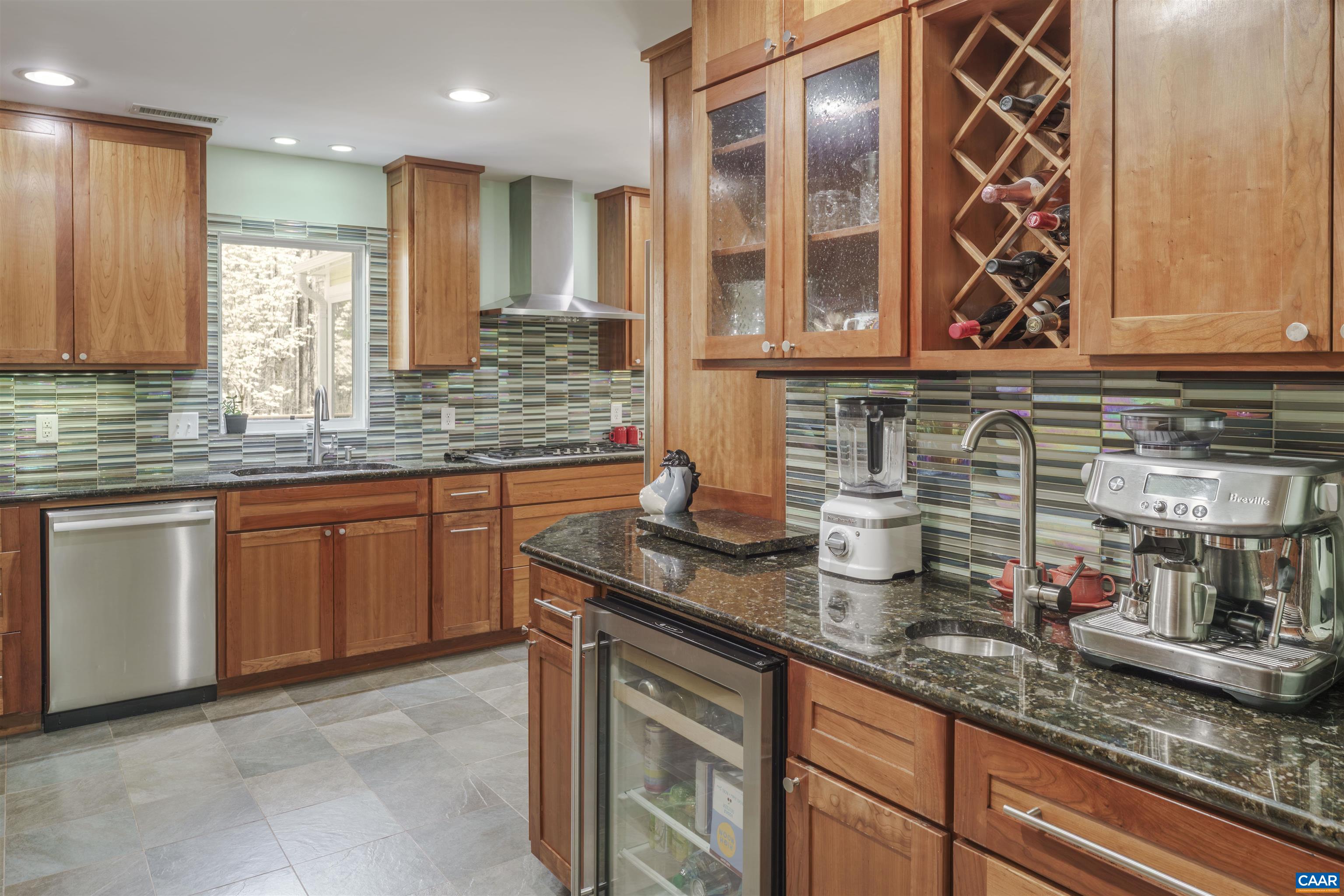 2700 WILLOW OAK CIR
