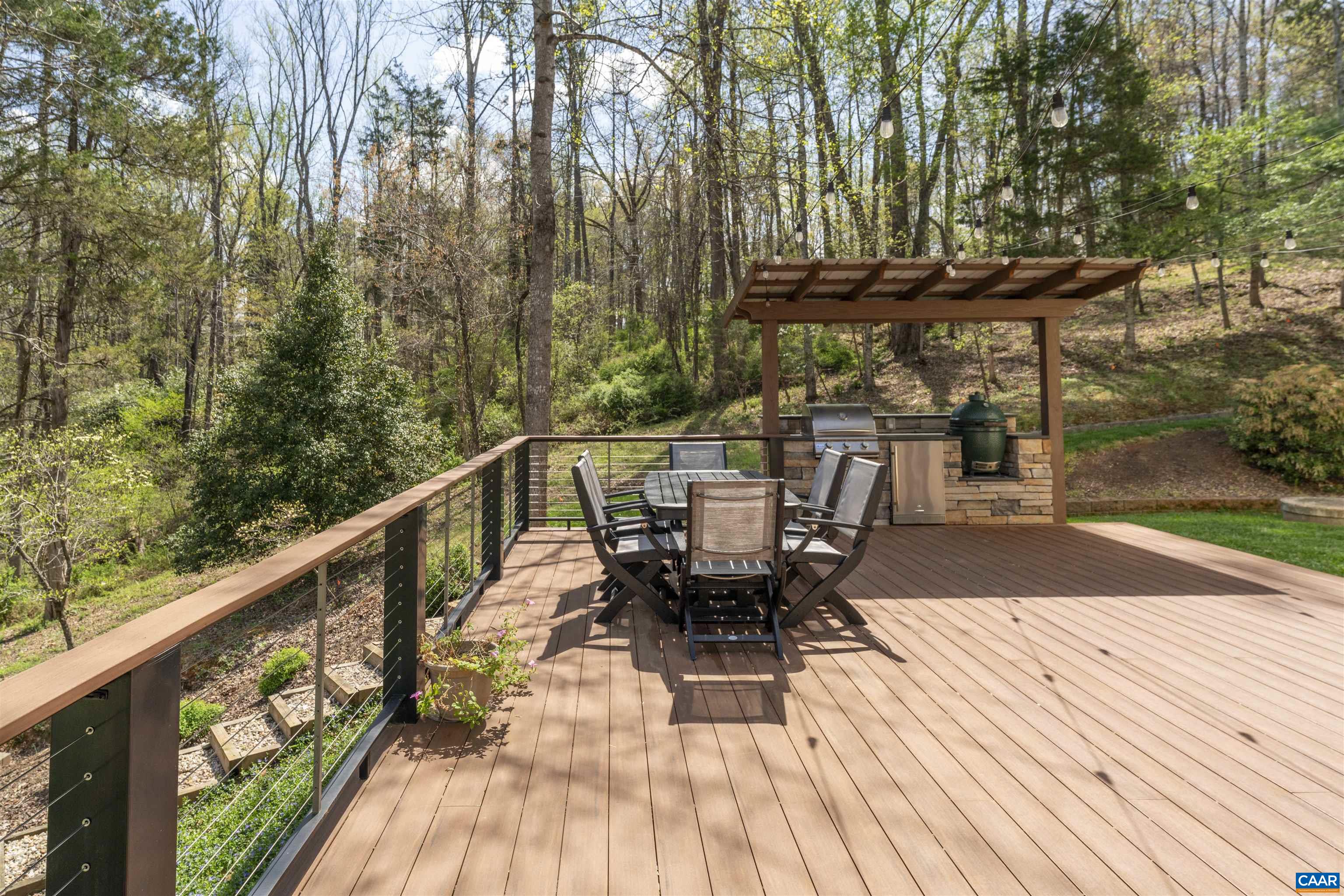 2700 WILLOW OAK CIR