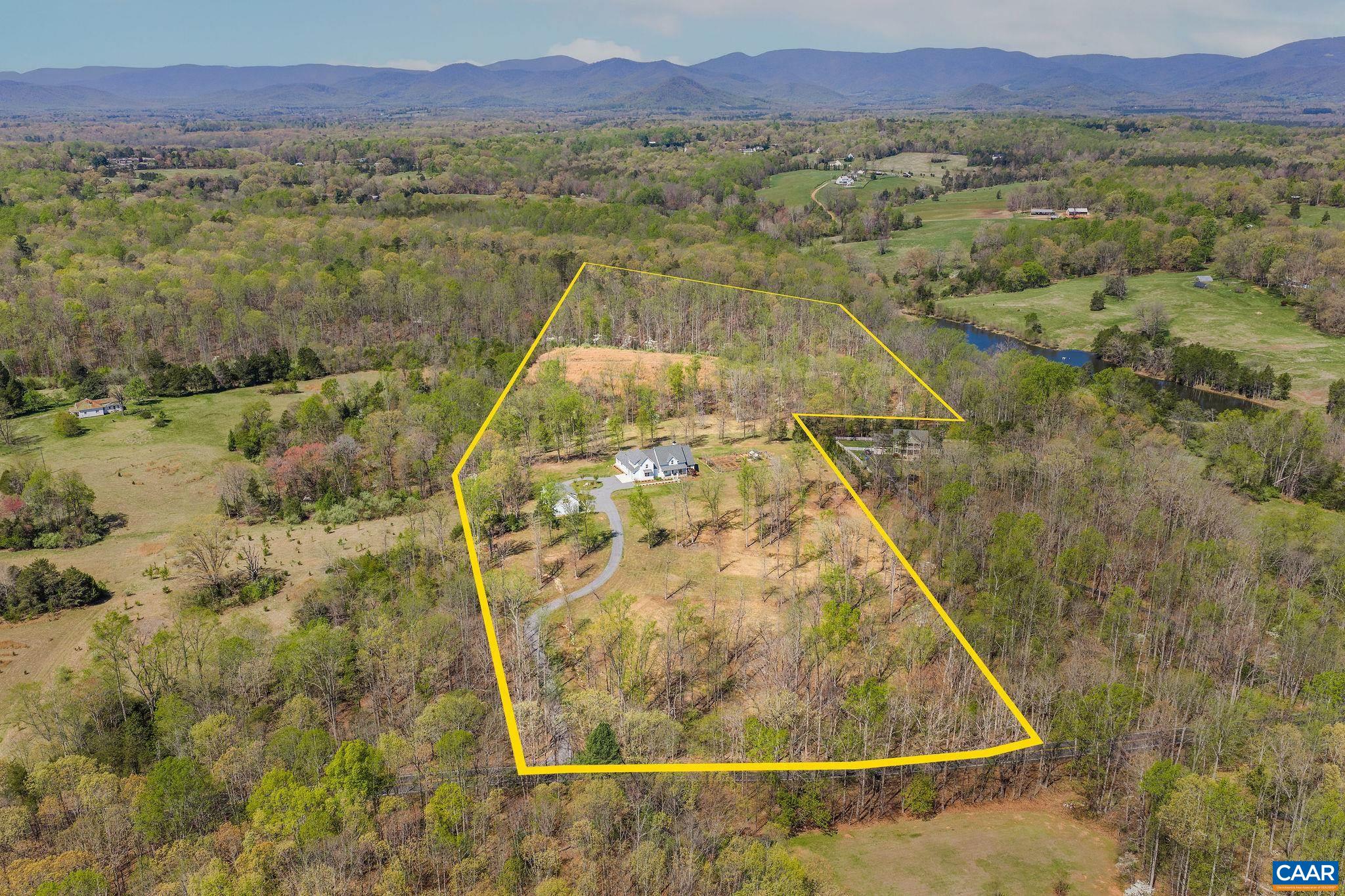 4764 ADVANCE MILLS RD