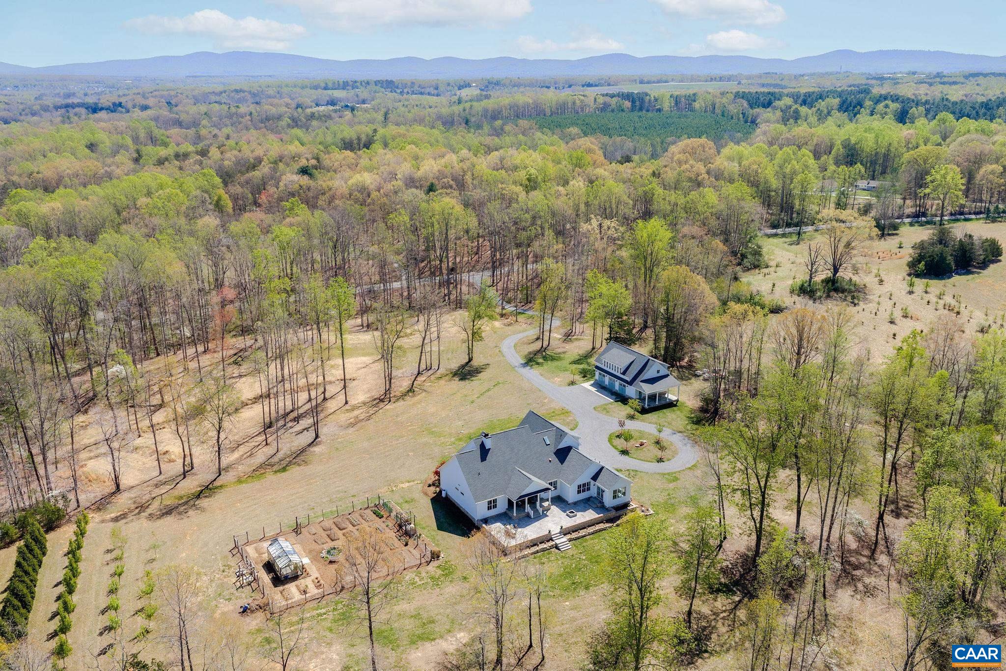 4764 ADVANCE MILLS RD
