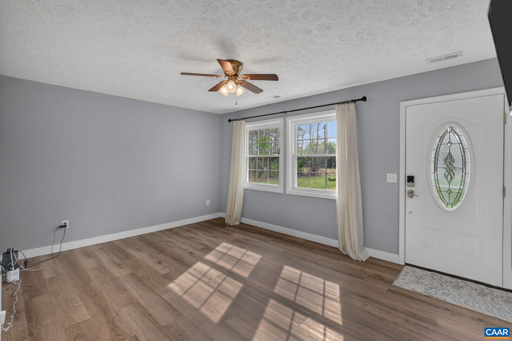 673 CEDAR LANE RD