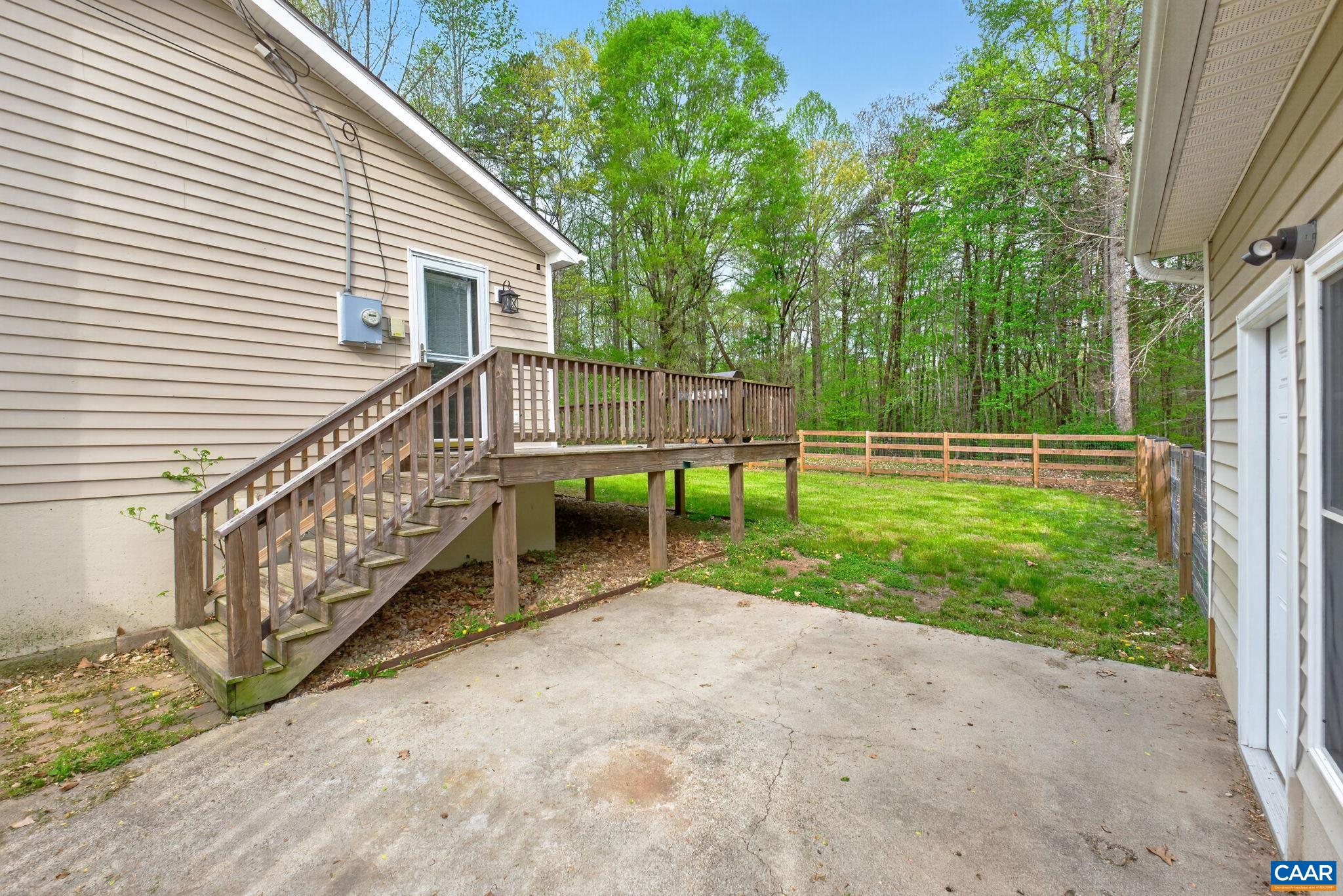 673 CEDAR LANE RD