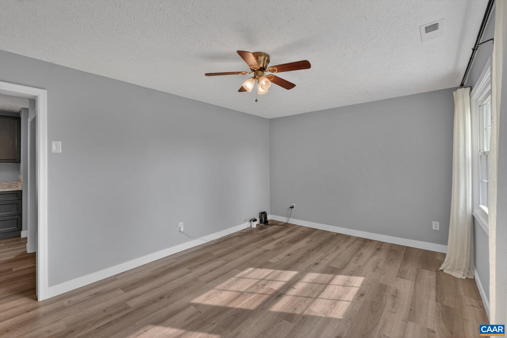 673 CEDAR LANE RD