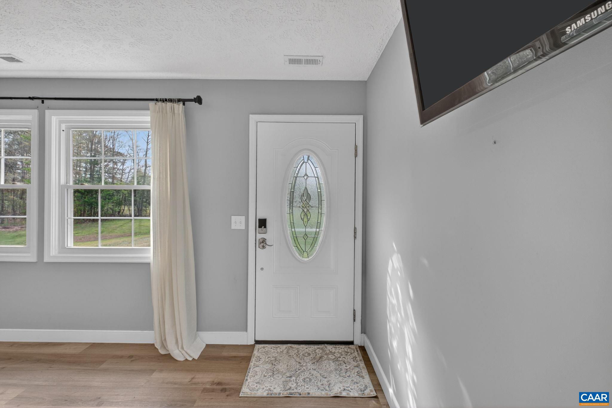 673 CEDAR LANE RD