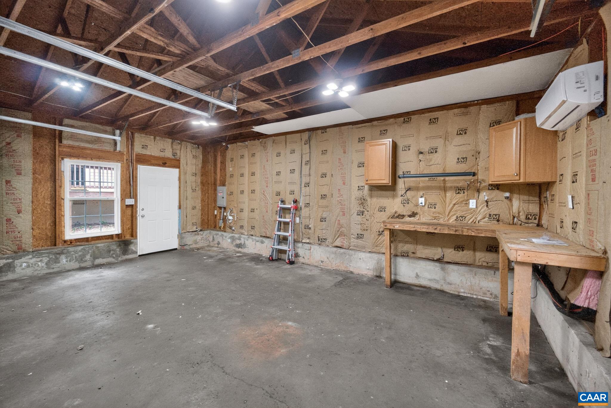 673 CEDAR LANE RD