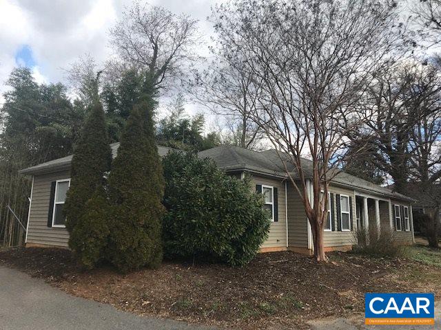 109 CHELSEA DR Unit: 4