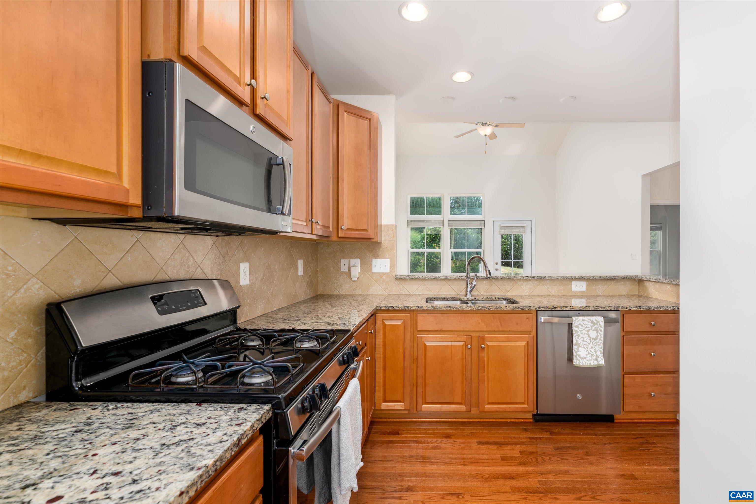 1549 SAWGRASS CT