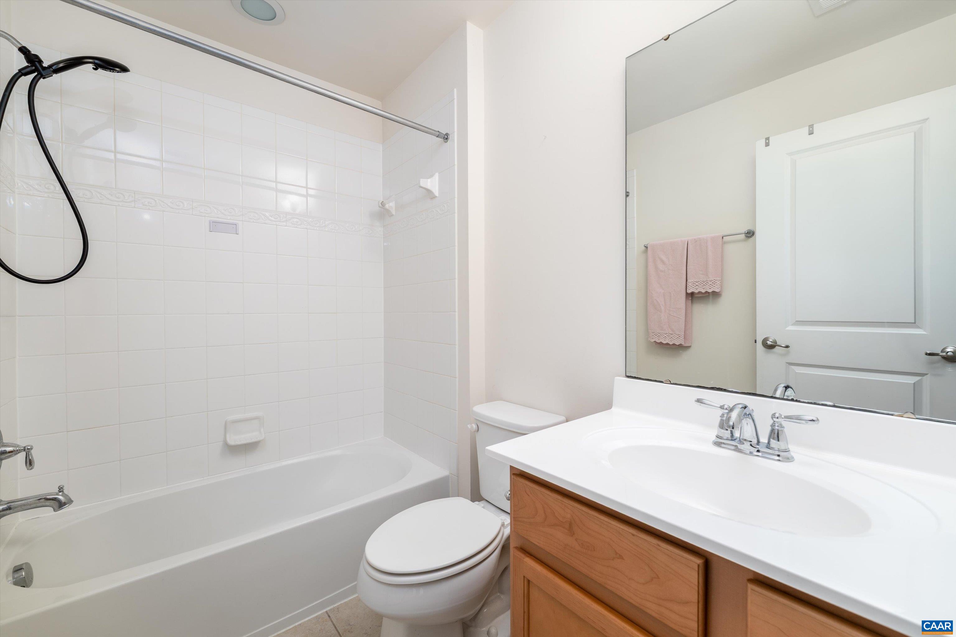 1549 SAWGRASS CT