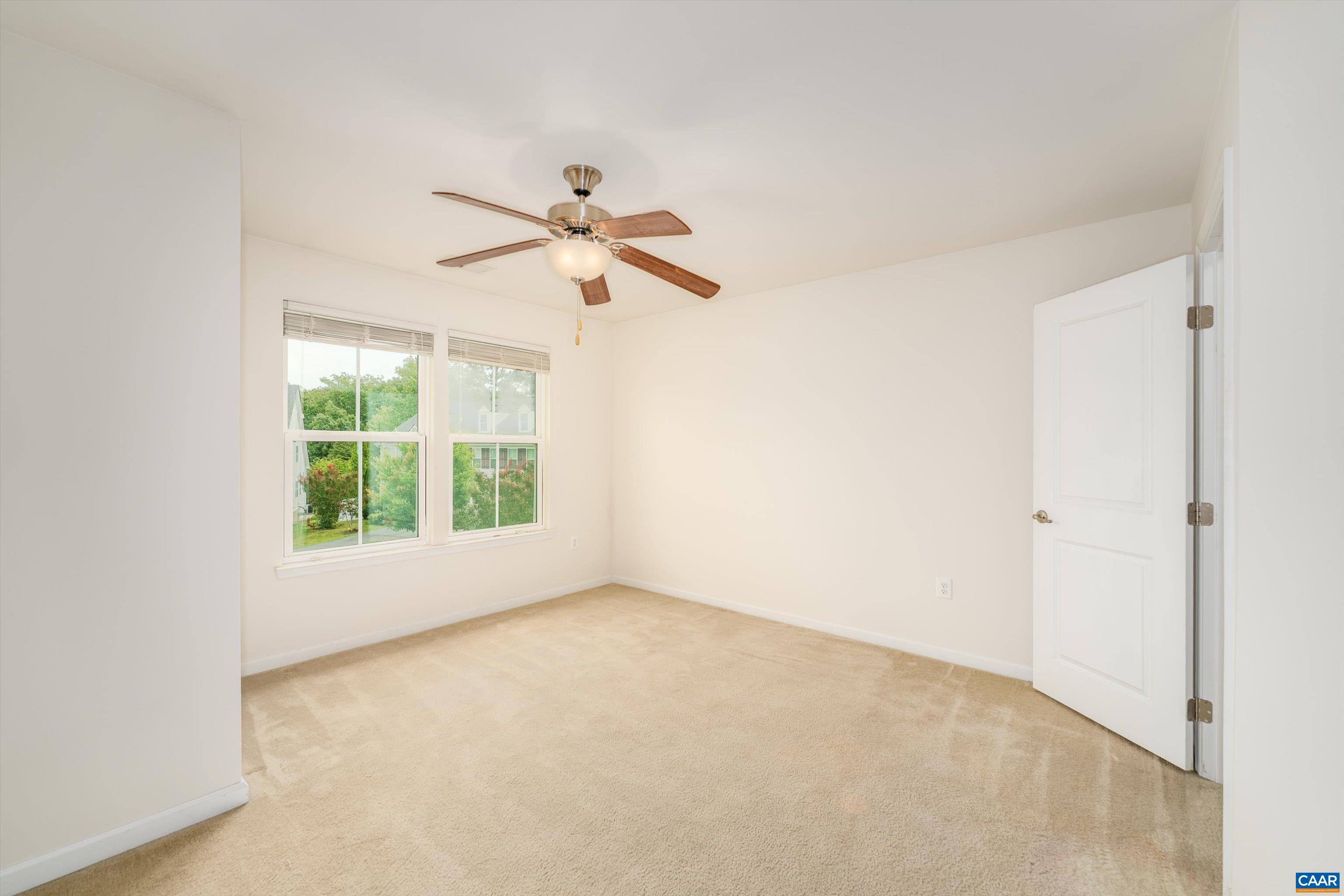1549 SAWGRASS CT