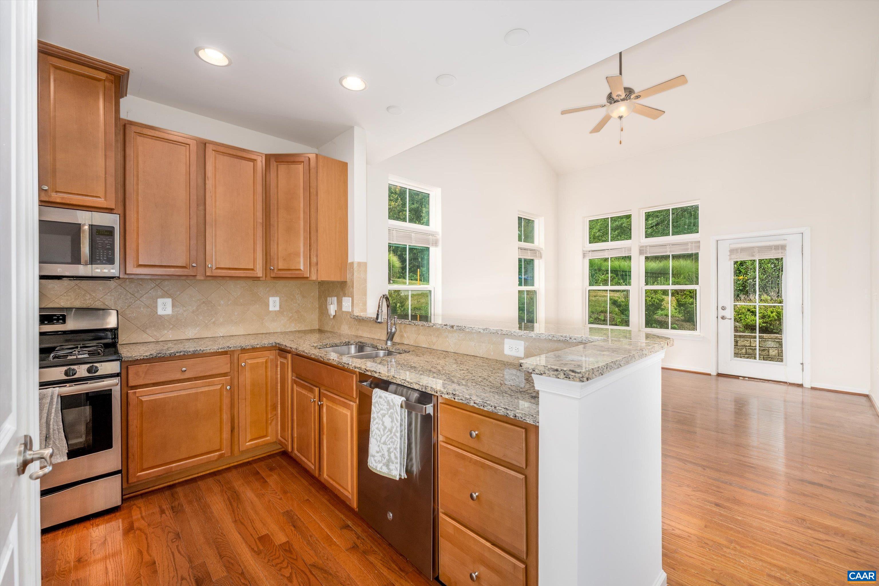 1549 SAWGRASS CT