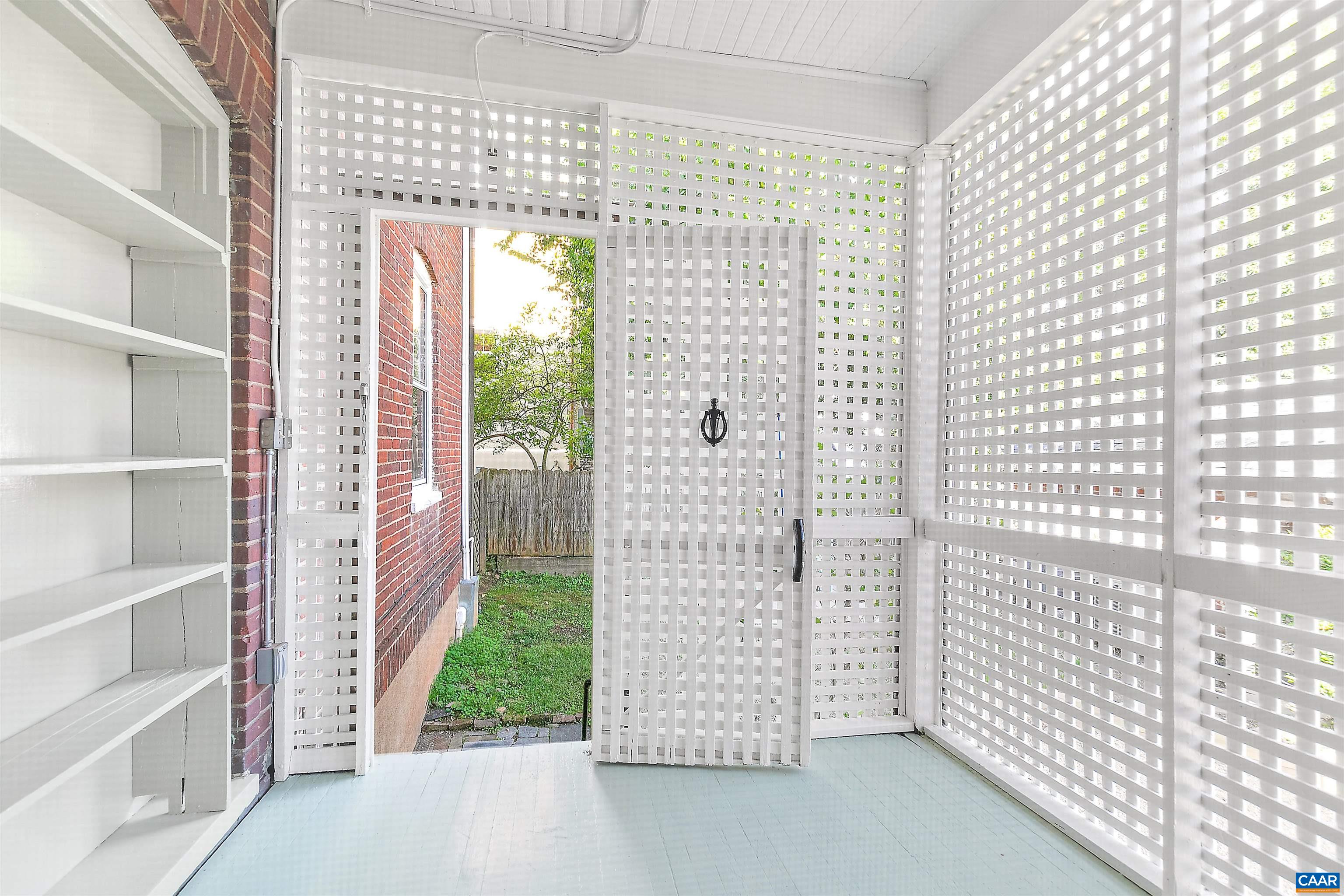 403 ALTAMONT CIR