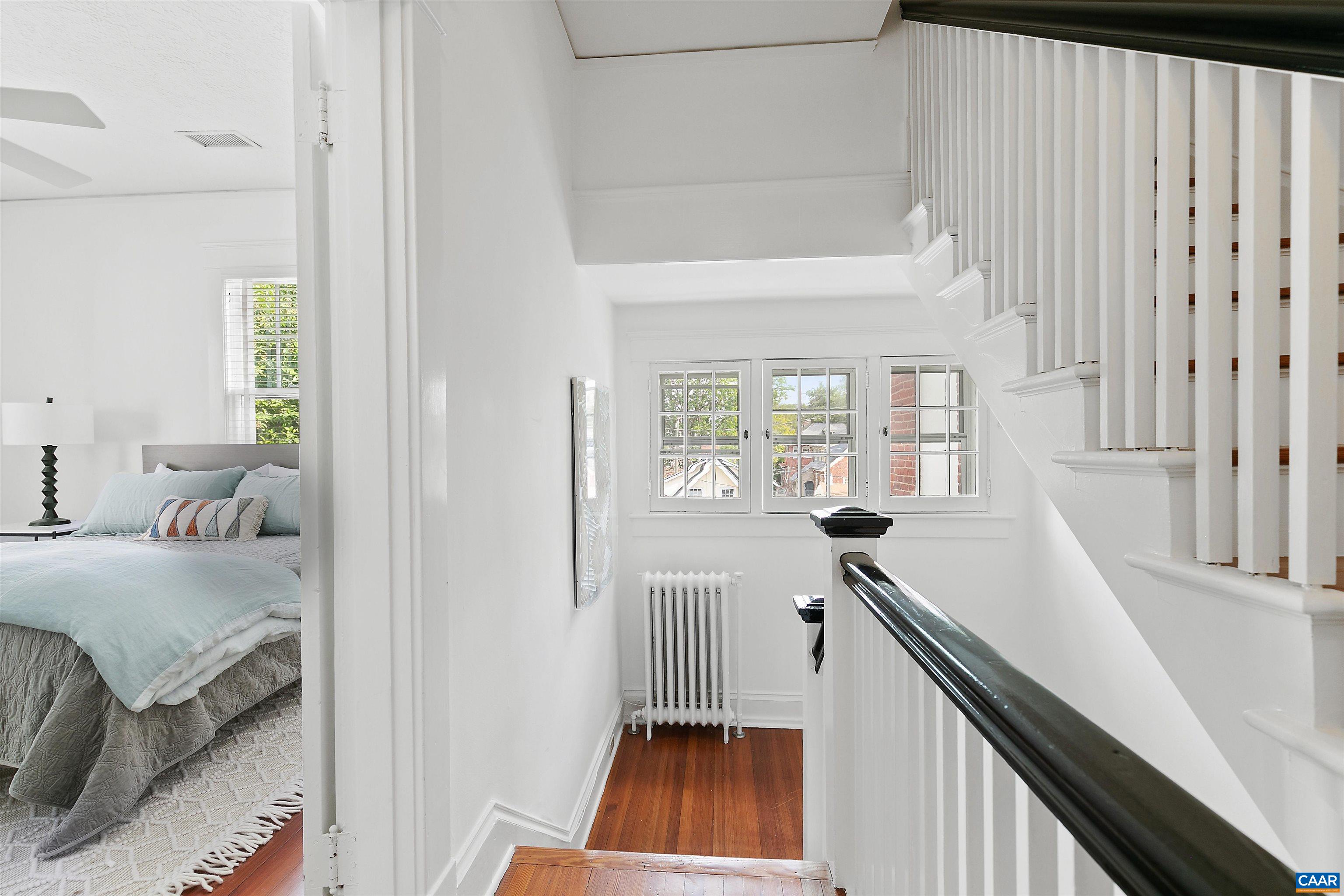 403 ALTAMONT CIR