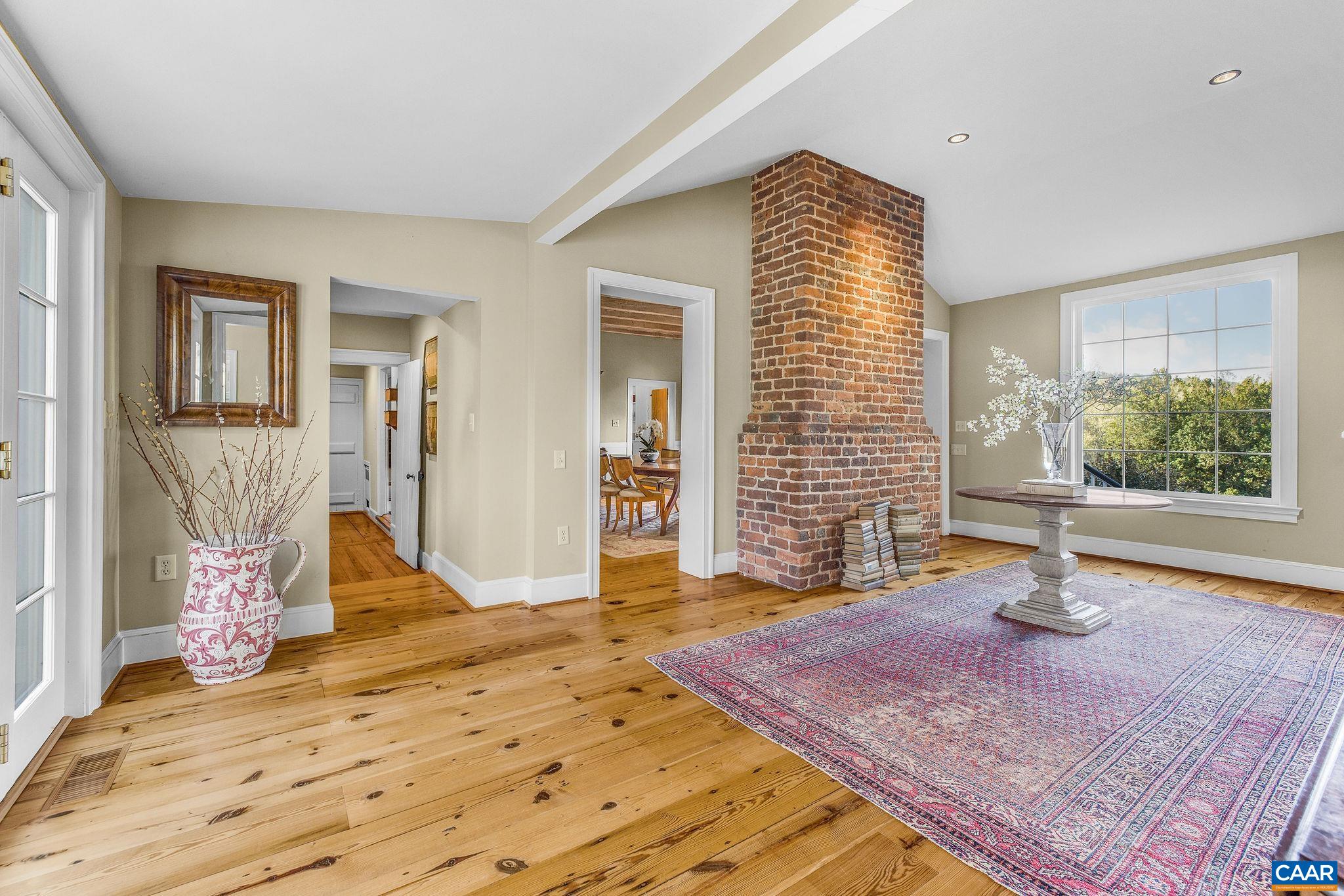 240 BROAD AXE RD