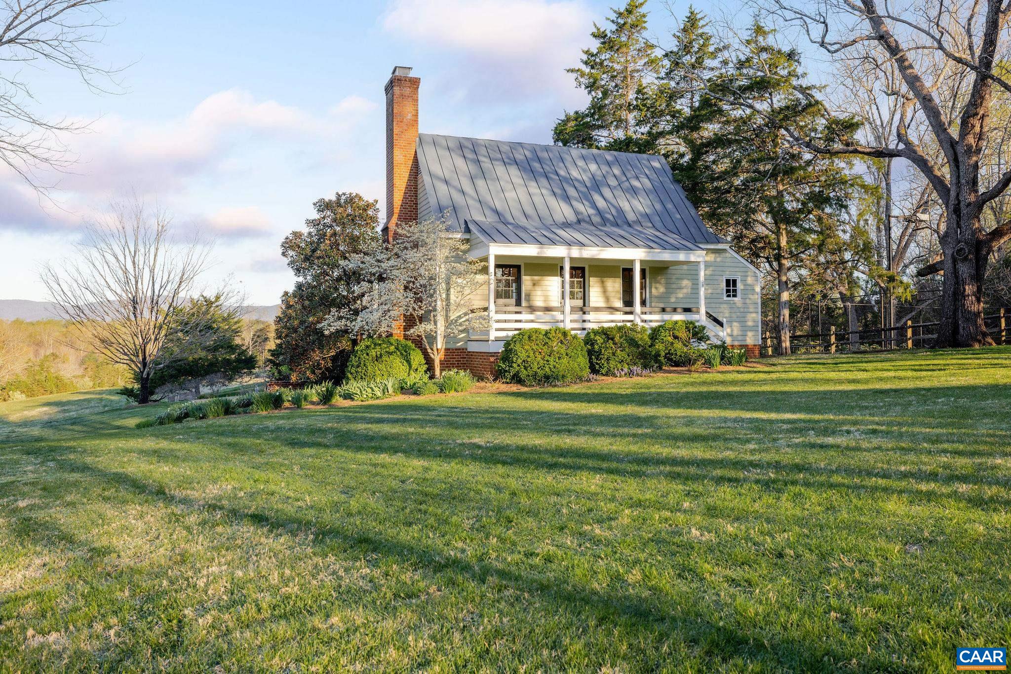 240 BROAD AXE RD