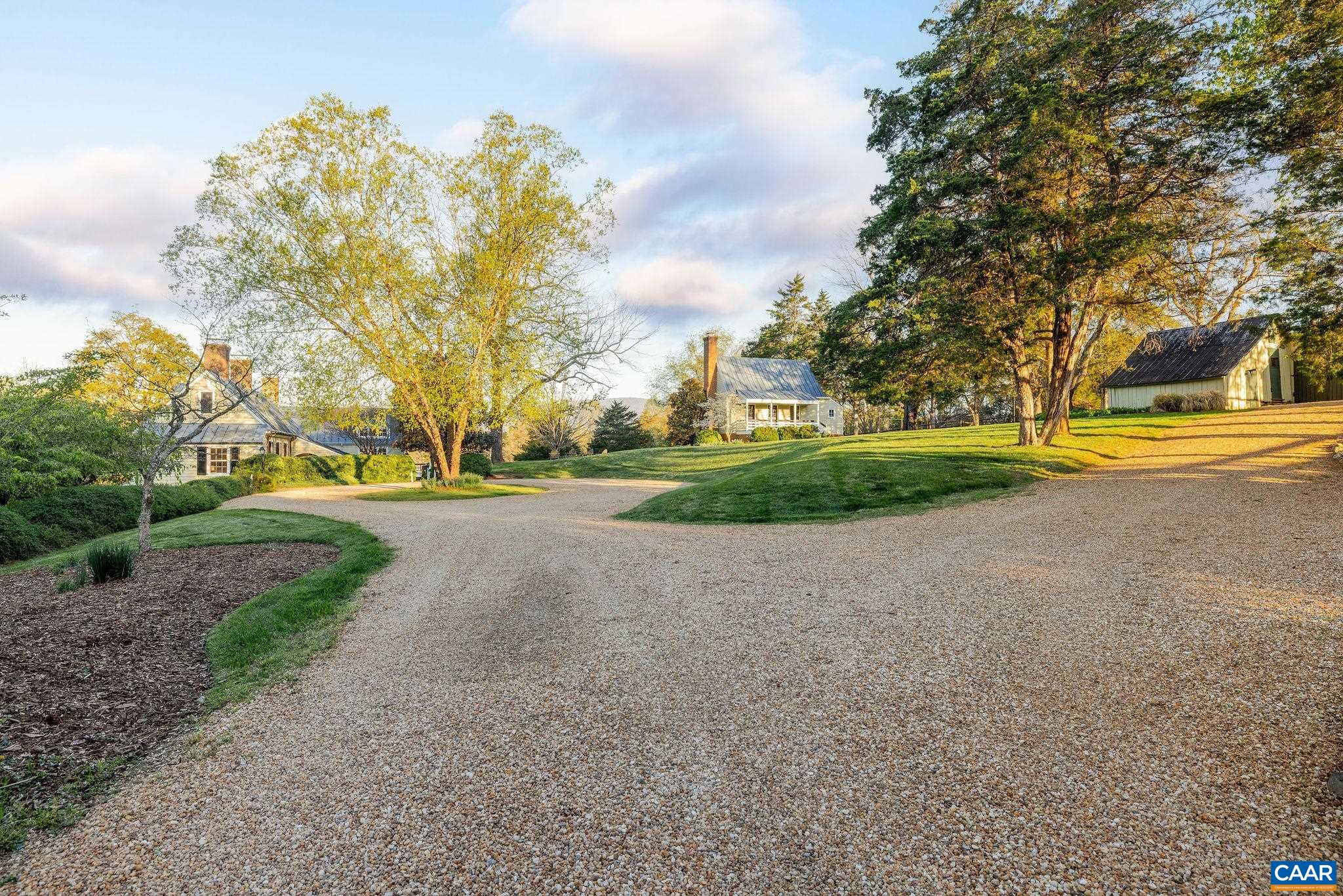 240 BROAD AXE RD