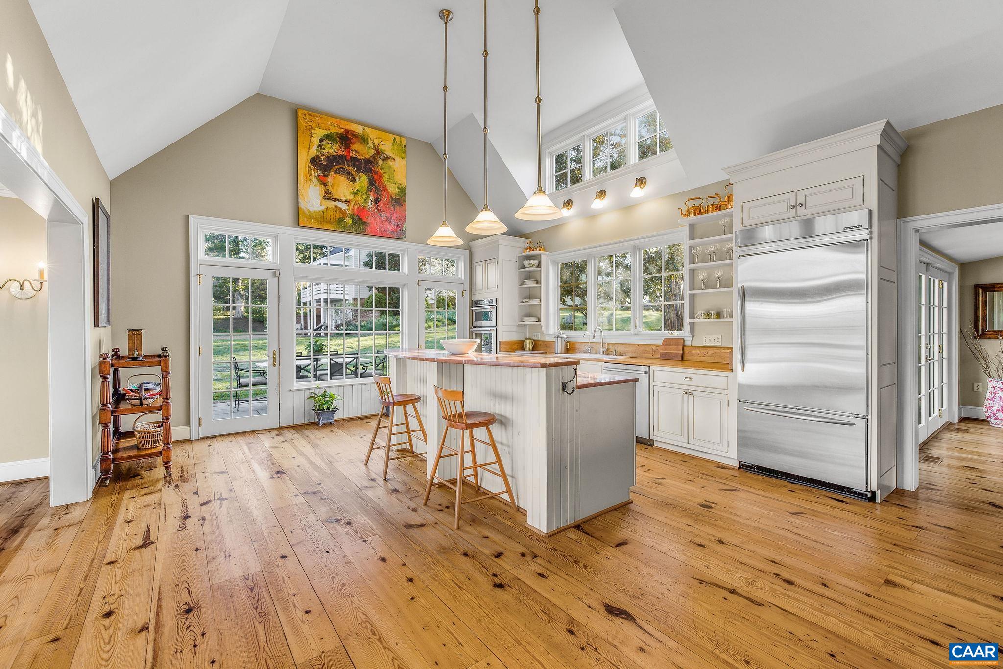 240 BROAD AXE RD