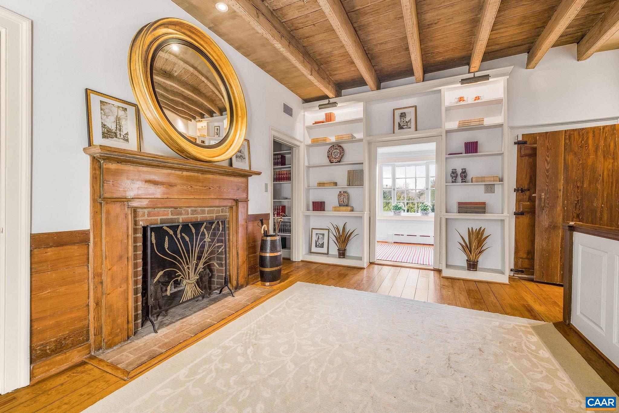 240 BROAD AXE RD