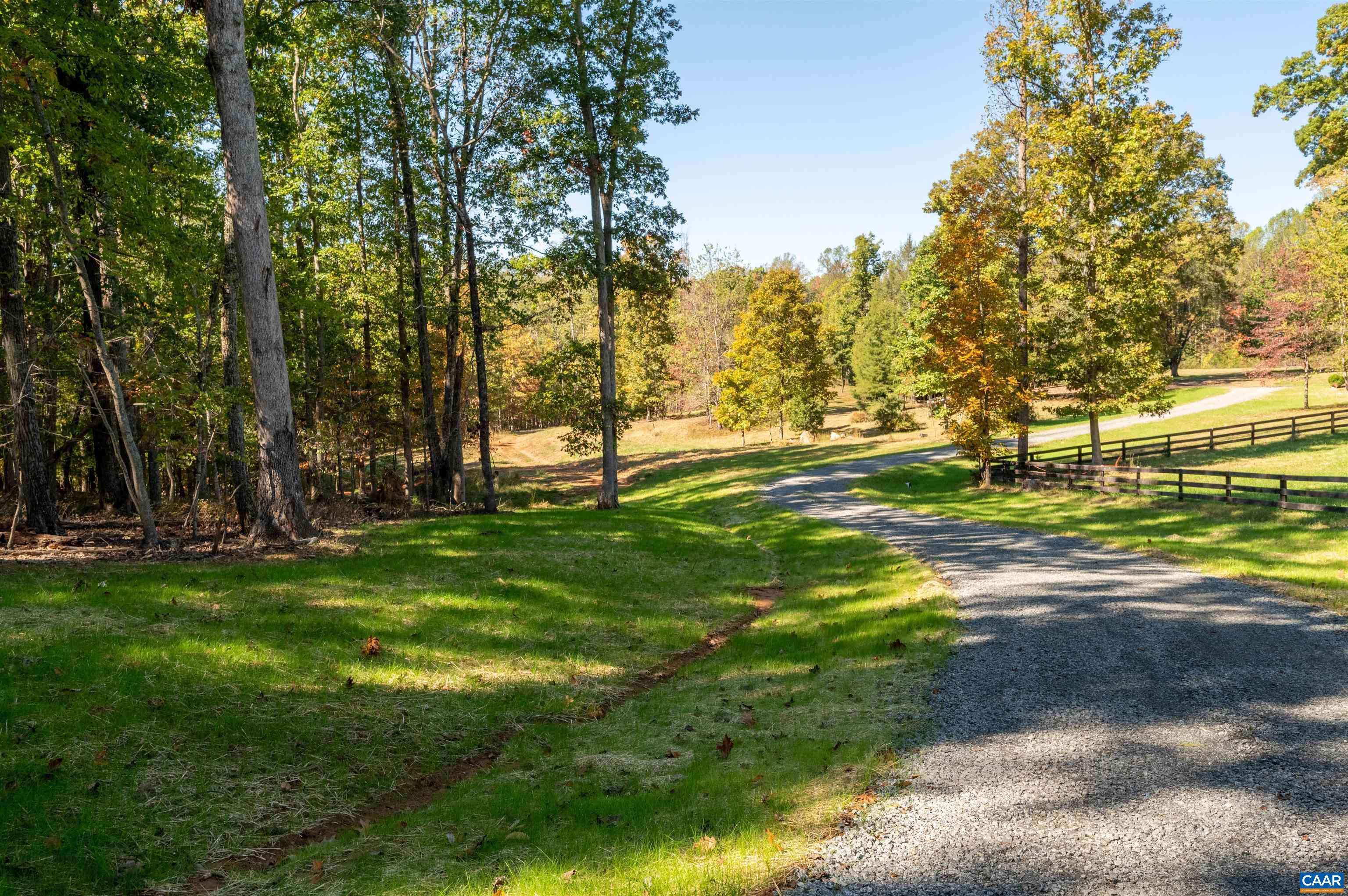 7337-B DICK WOODS RD