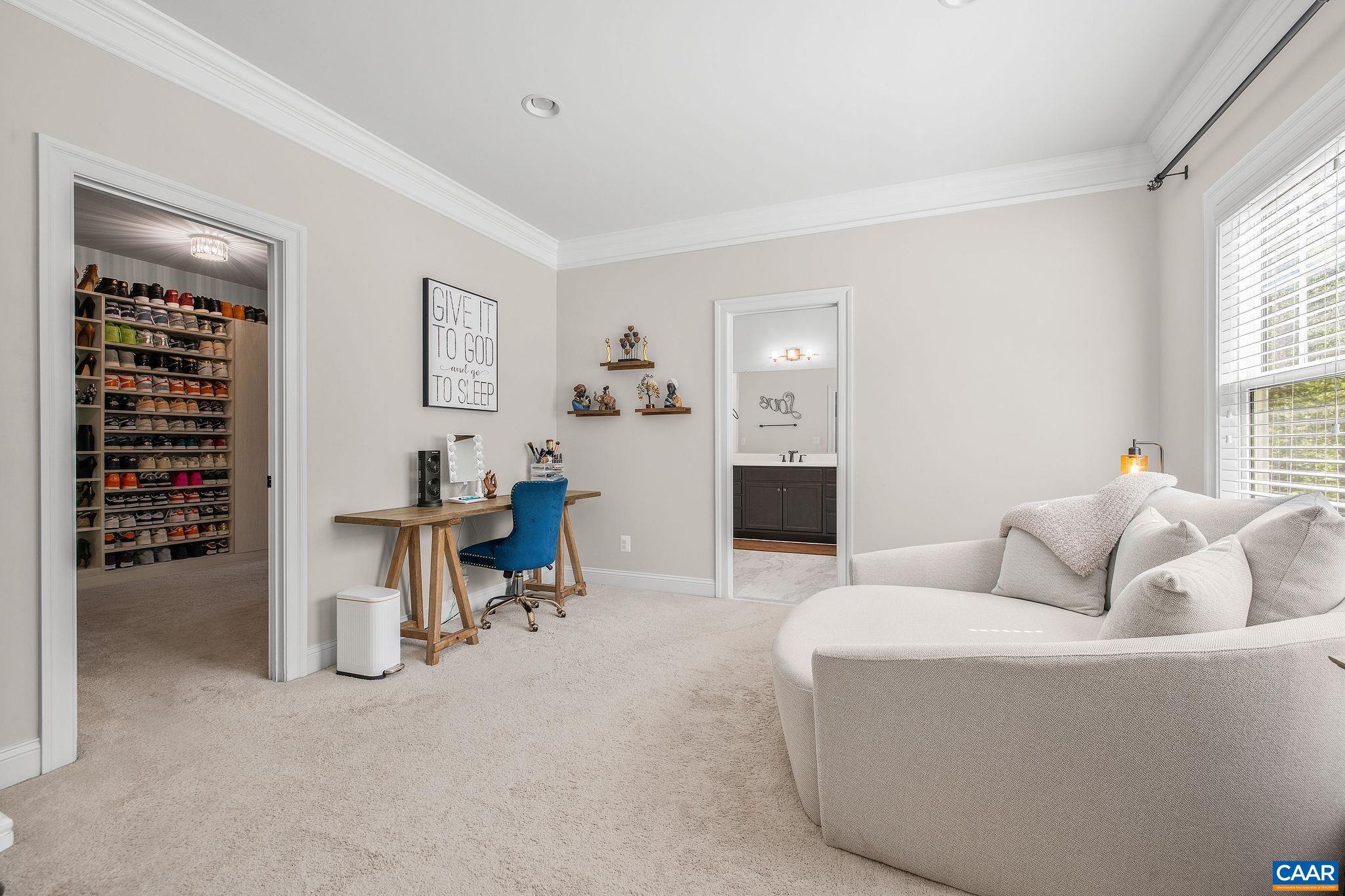 1630 VICTOR PL