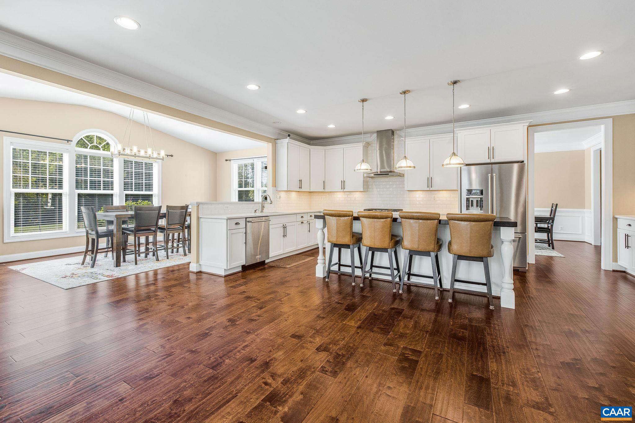 1630 VICTOR PL